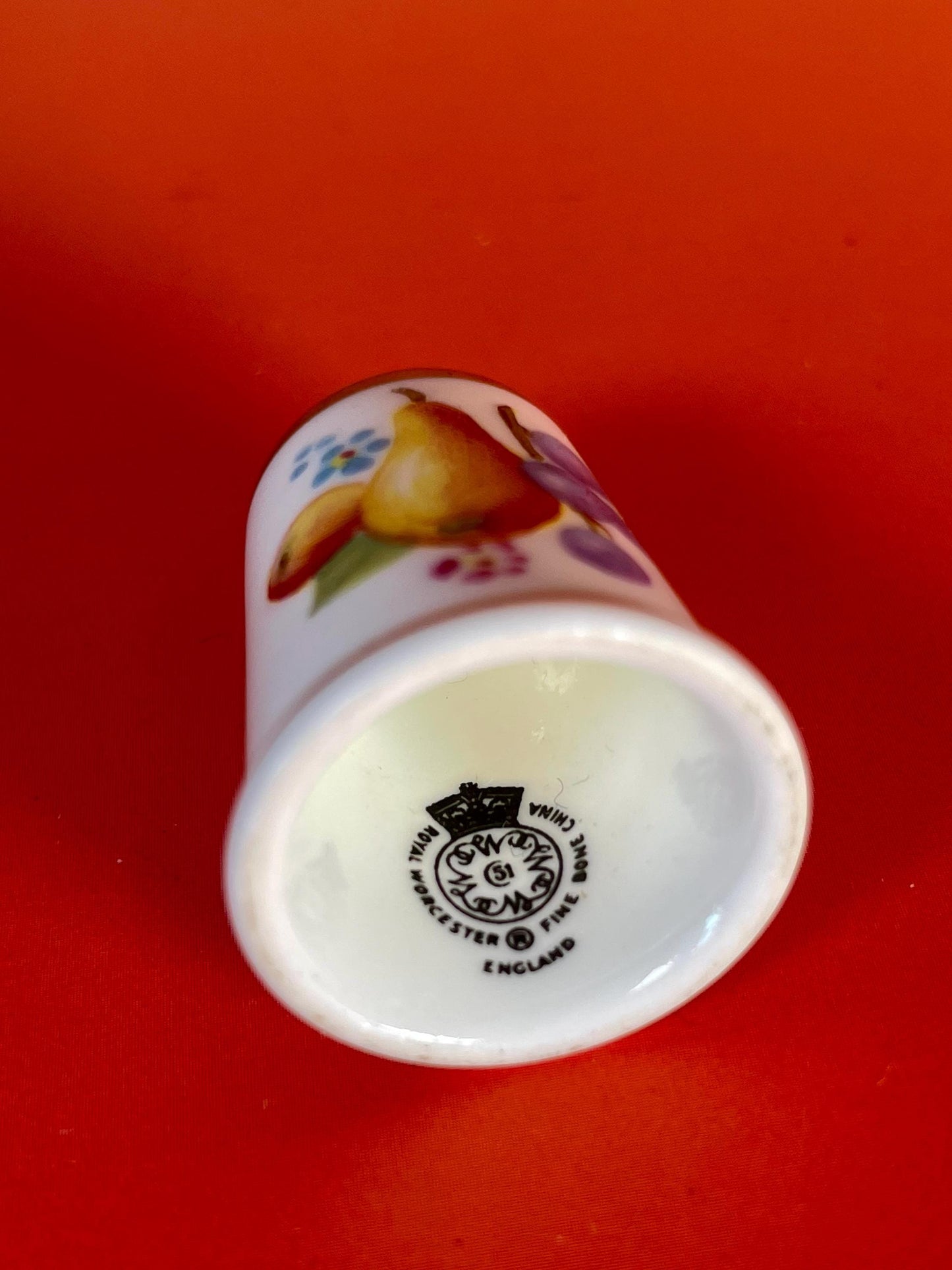 Royal Worcester Fine Bone China Thimble Signed by artist