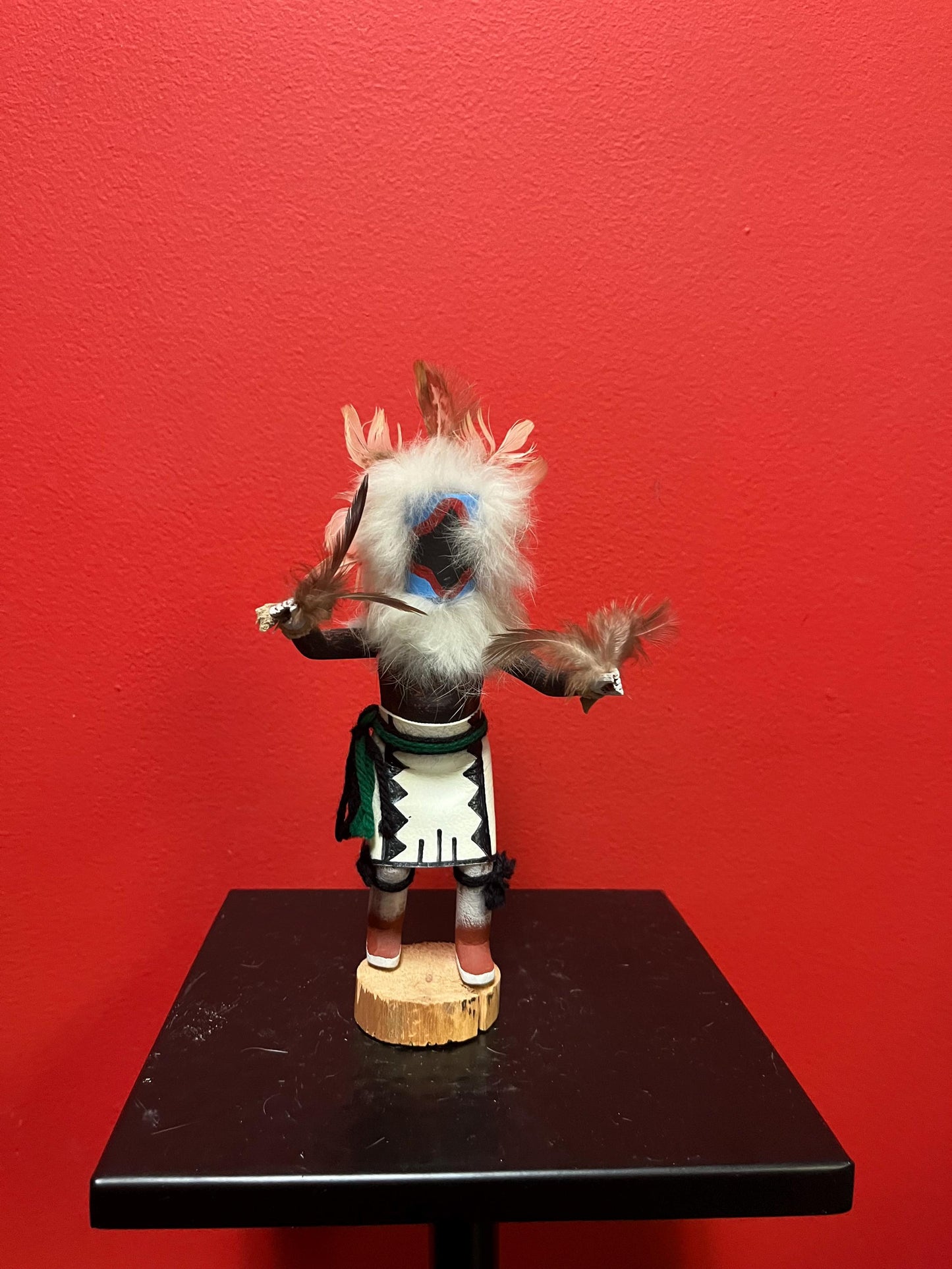 8 inch hopi kachina doll  signed   cracked base otherwise great condition   wow