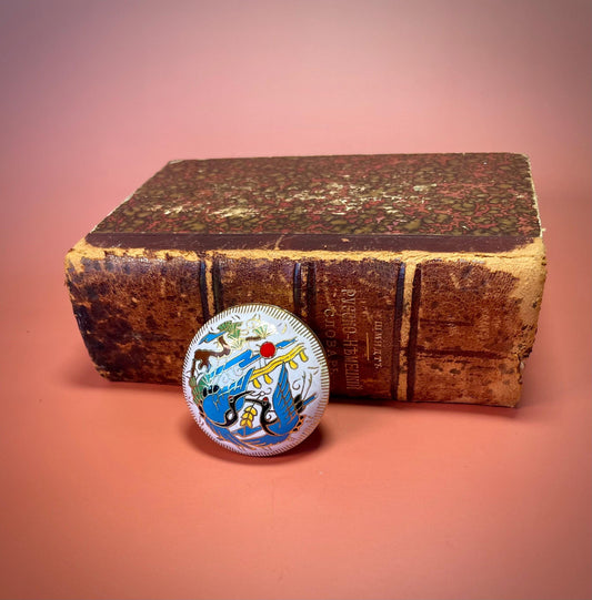 Lovely lidded 2 inch Cloissoné bowl