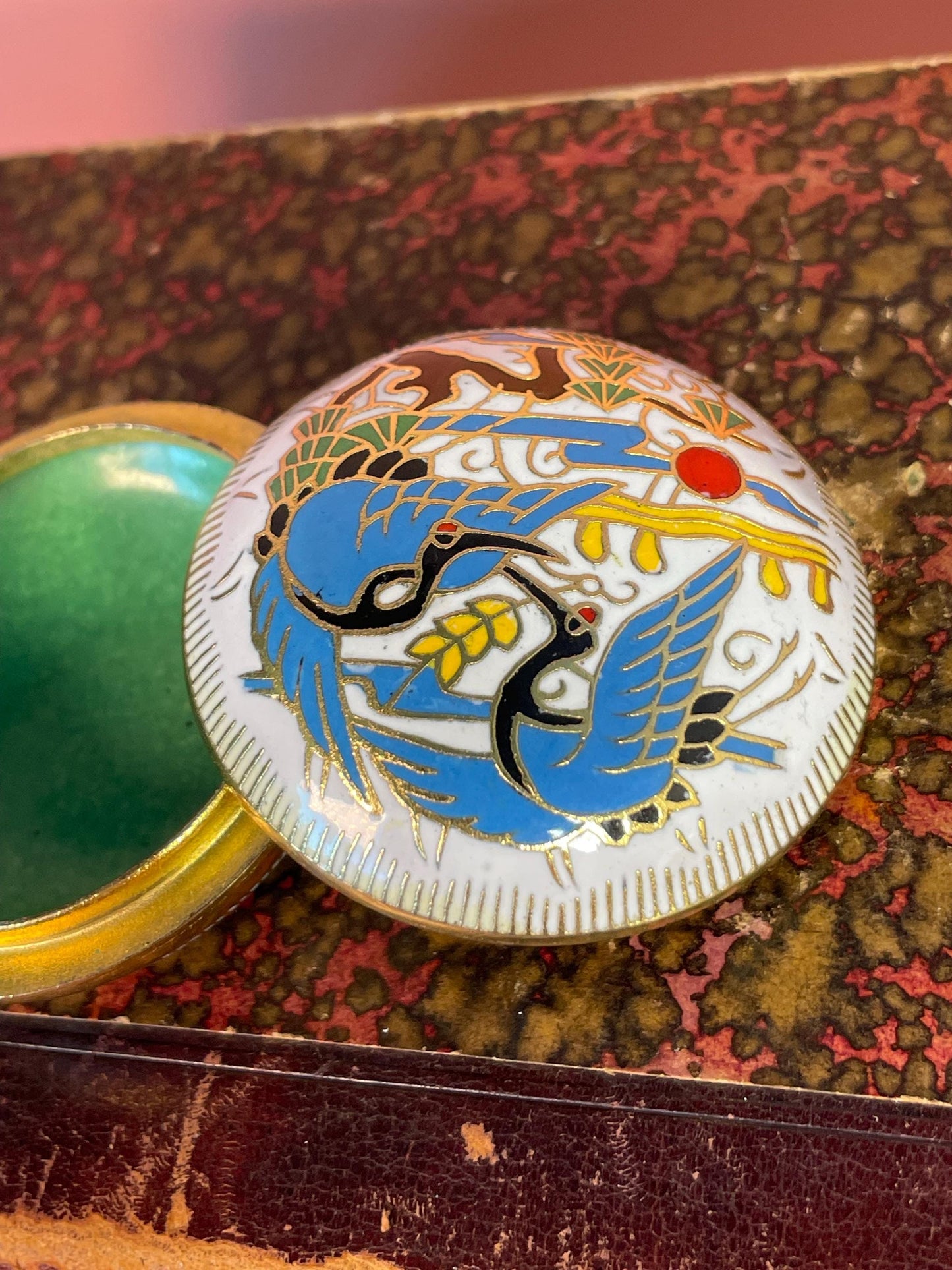 Lovely lidded 2 inch Cloissoné bowl