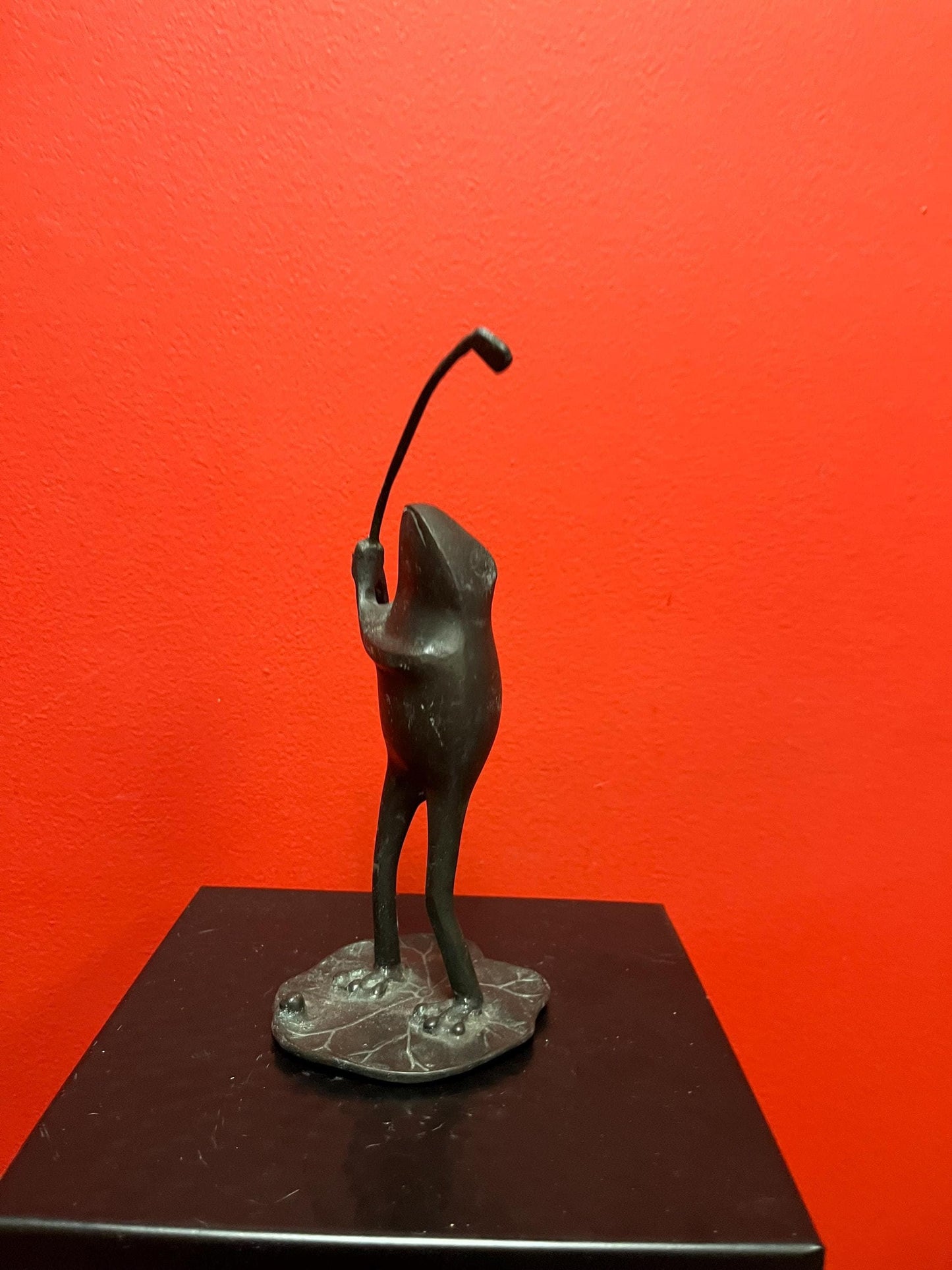 Lovely 8 inch tall bronze frog golfing statue  great patina  wonderful gift