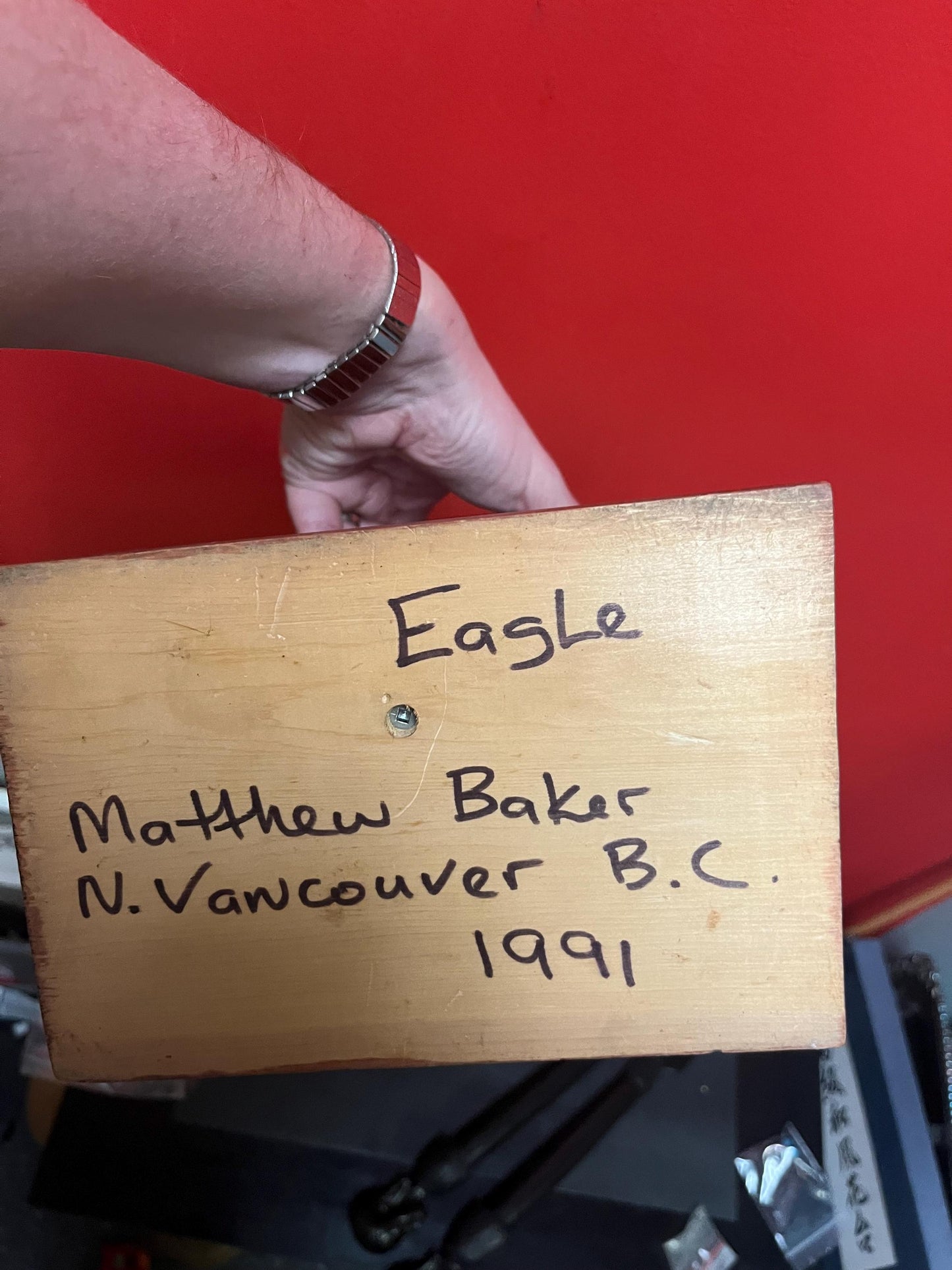 Beautiful indigenous first nation pacific  Northwest coast Mathew Baker cedar Eagle totem - Top quality  15  tall  well detailed