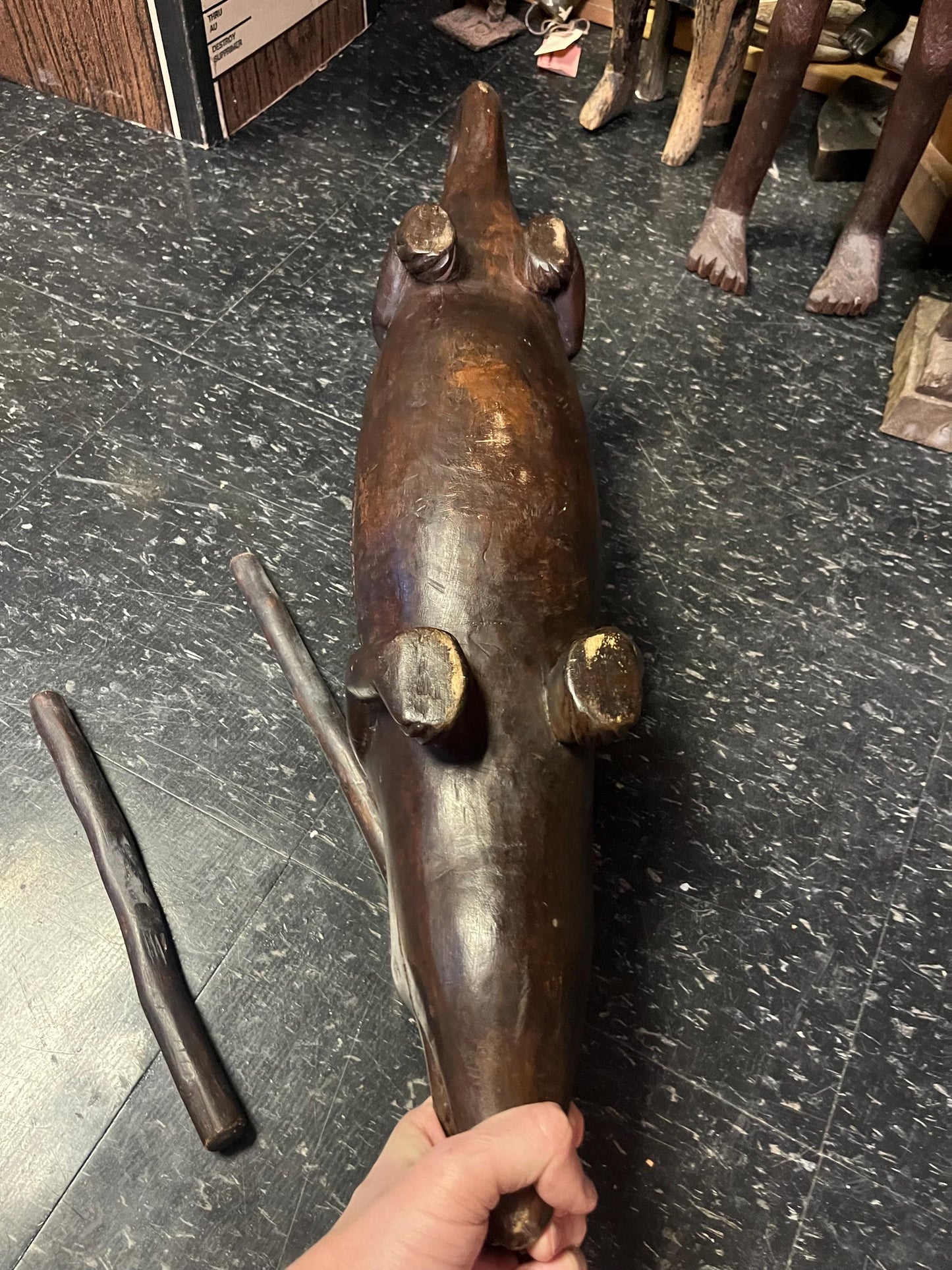 Fabulous 31 inch long antique oceanic musical instrument in the shape of an alligator  great detail and amazing sound  oceanic history