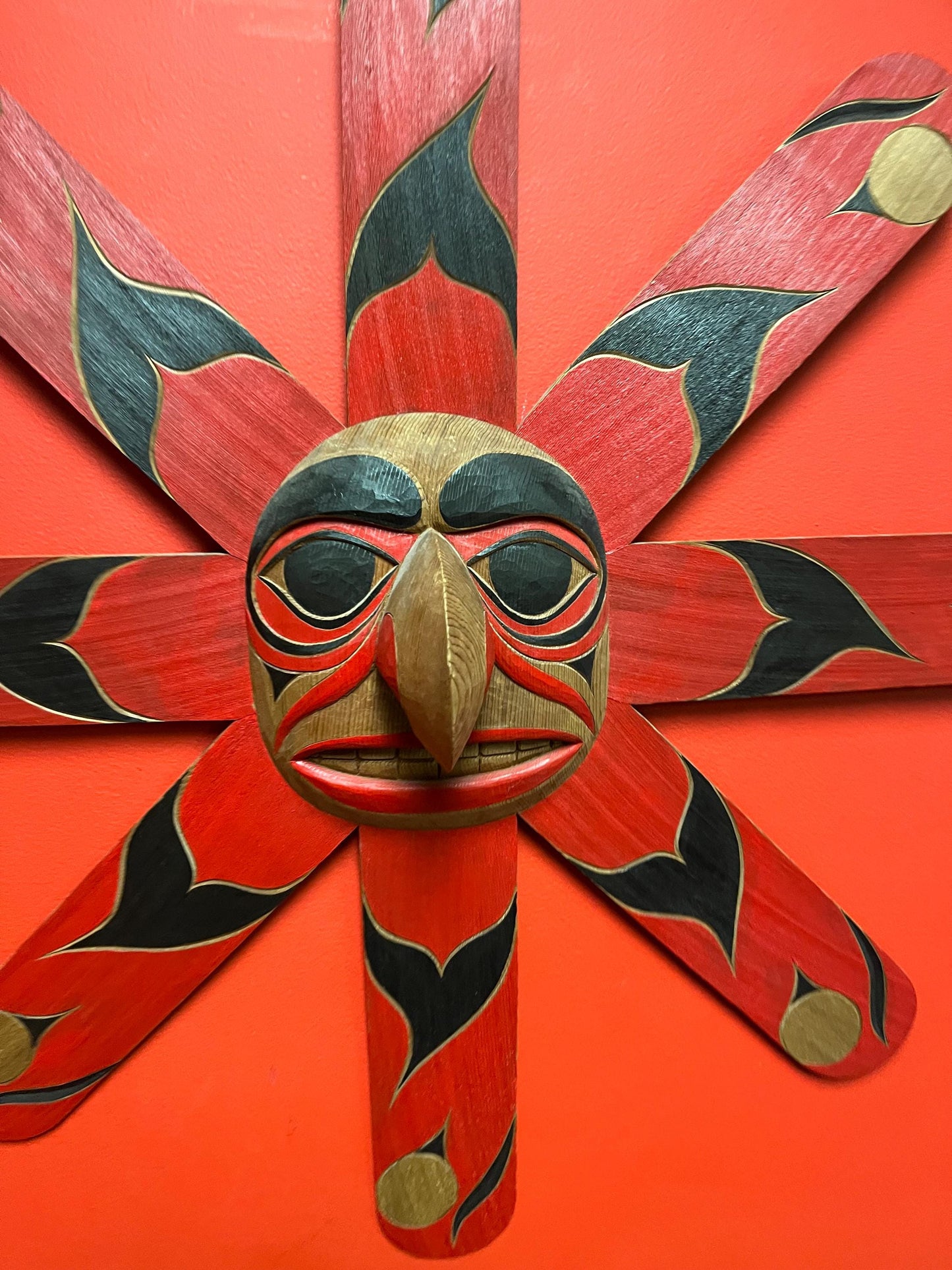 Fabulous 28 inch indigenous first nations pacific North West Coast Sun  mask  unsigned  from Vancouver Canada  wow