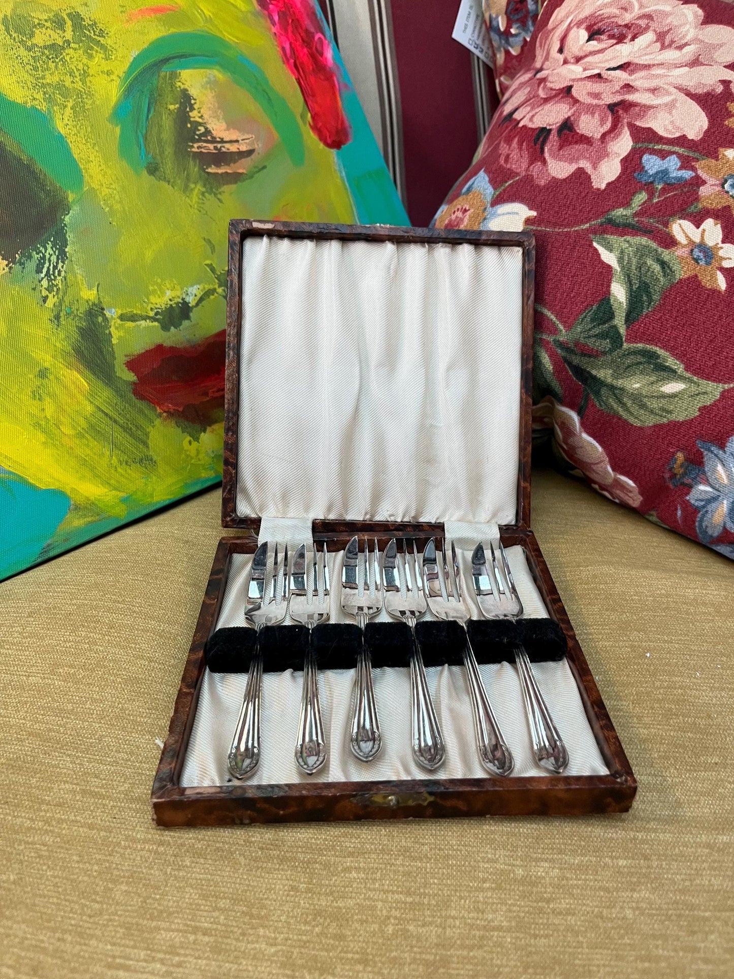 Set of six English antique silver plated hors doeuvre forks in original box  great value and perfect gift