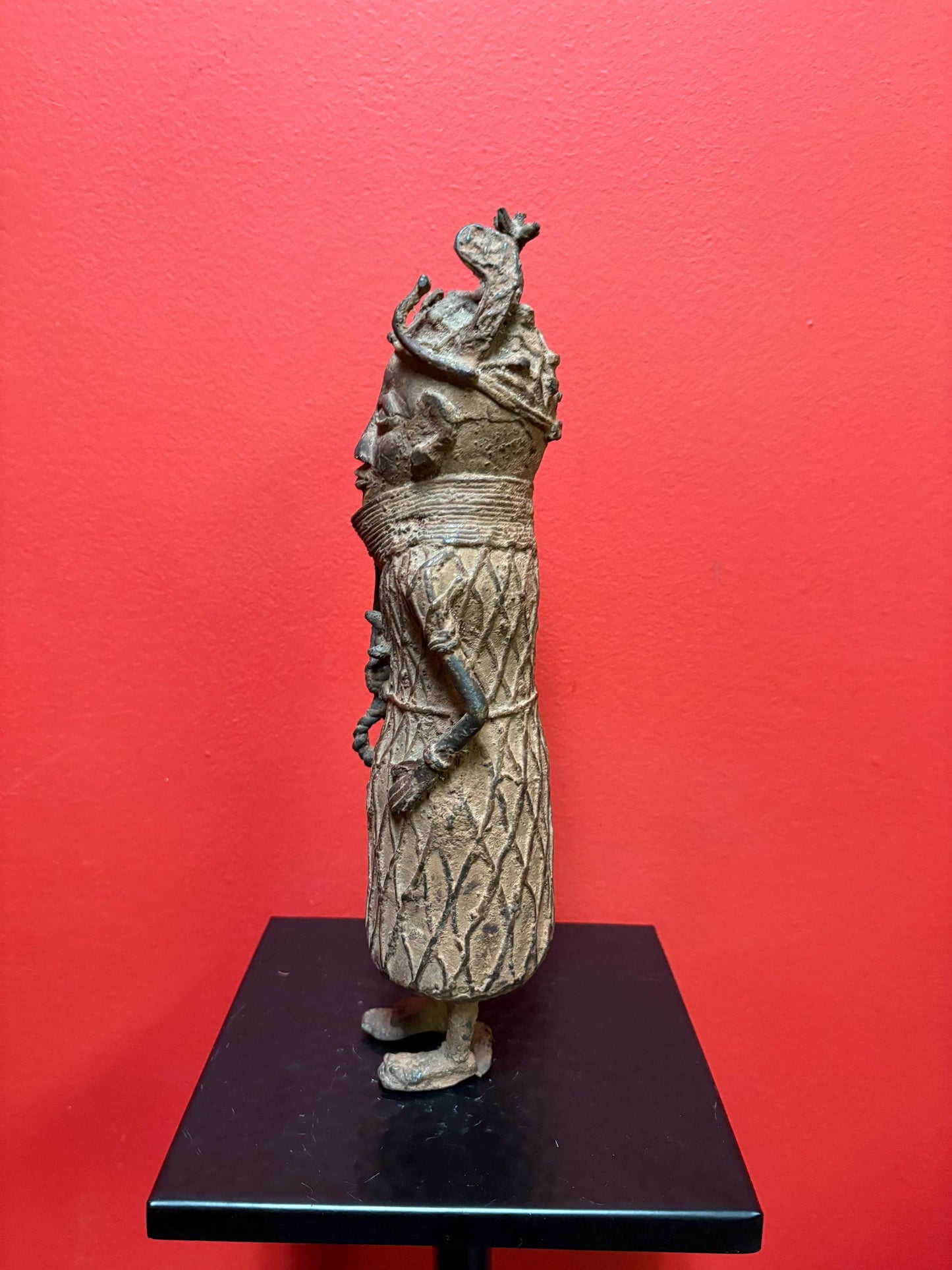 Fabulous 12 inch high antique African BENIN bronze statue of a woman warrior  fabulous patina and 2.63 kg  well detailed  Benin bronze -