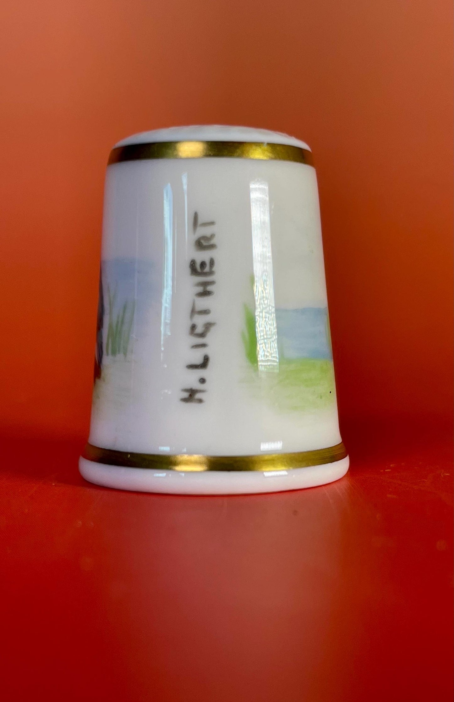 Royal Worcester Fine Bone China Thimble Signed by artist