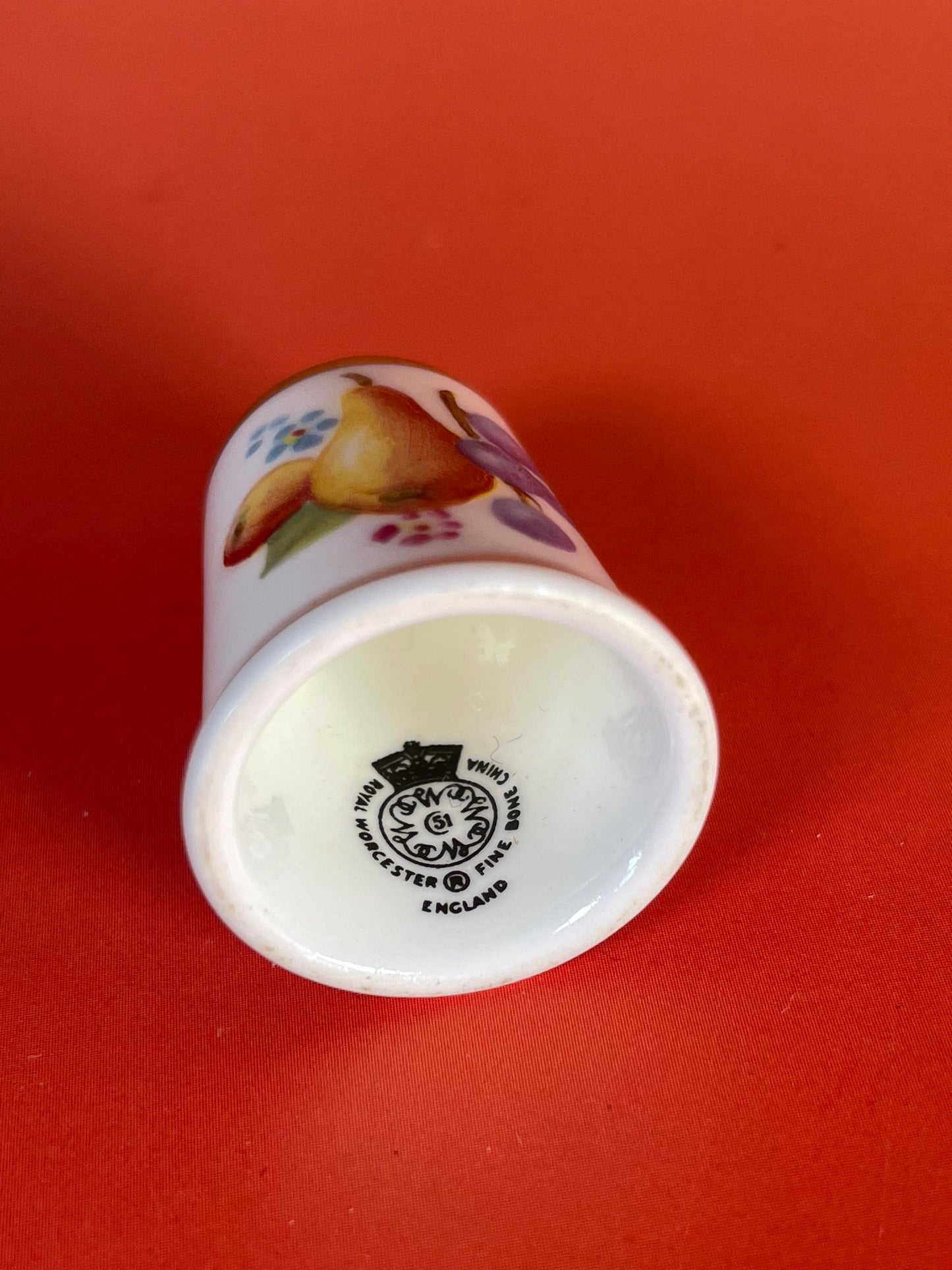 Royal Worcester Fine Bone China Thimble Signed by artist