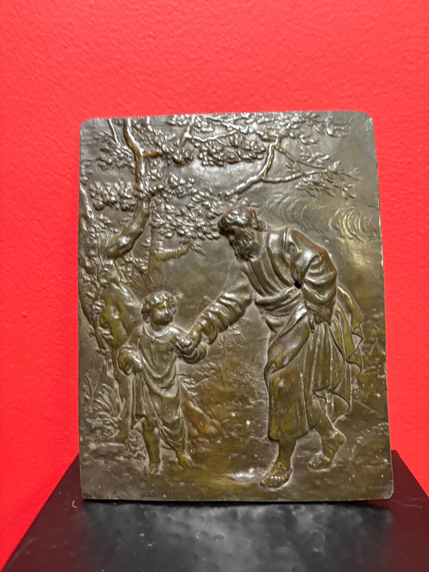 Beautiful 8 x 6 inch solid bronze religious plaque  great detail and great value