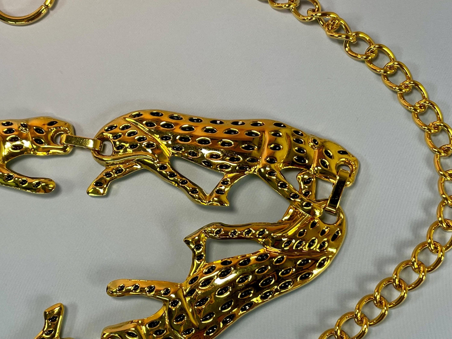 Gold-tone adjustable Metal Leopard Belt