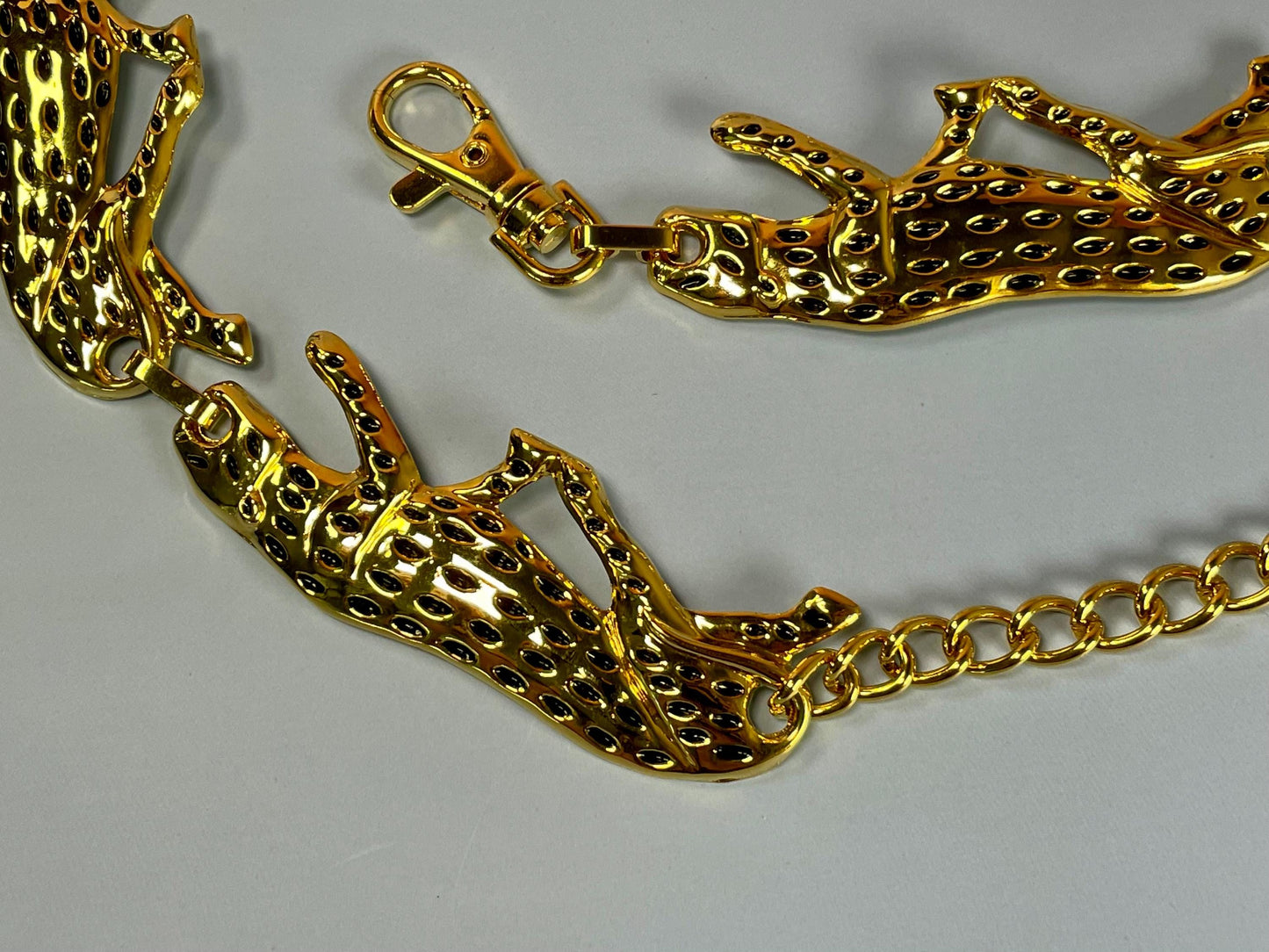 Gold-tone adjustable Metal Leopard Belt