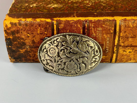 Cool 2.5 inch wide belt buckle with flower design great price and great gift