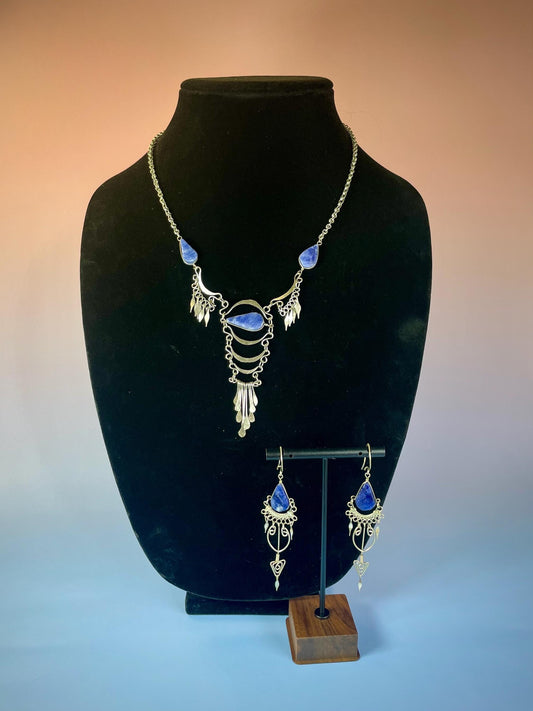 Gorgeous Blue Gemstone and Silver Necklace and Earring set