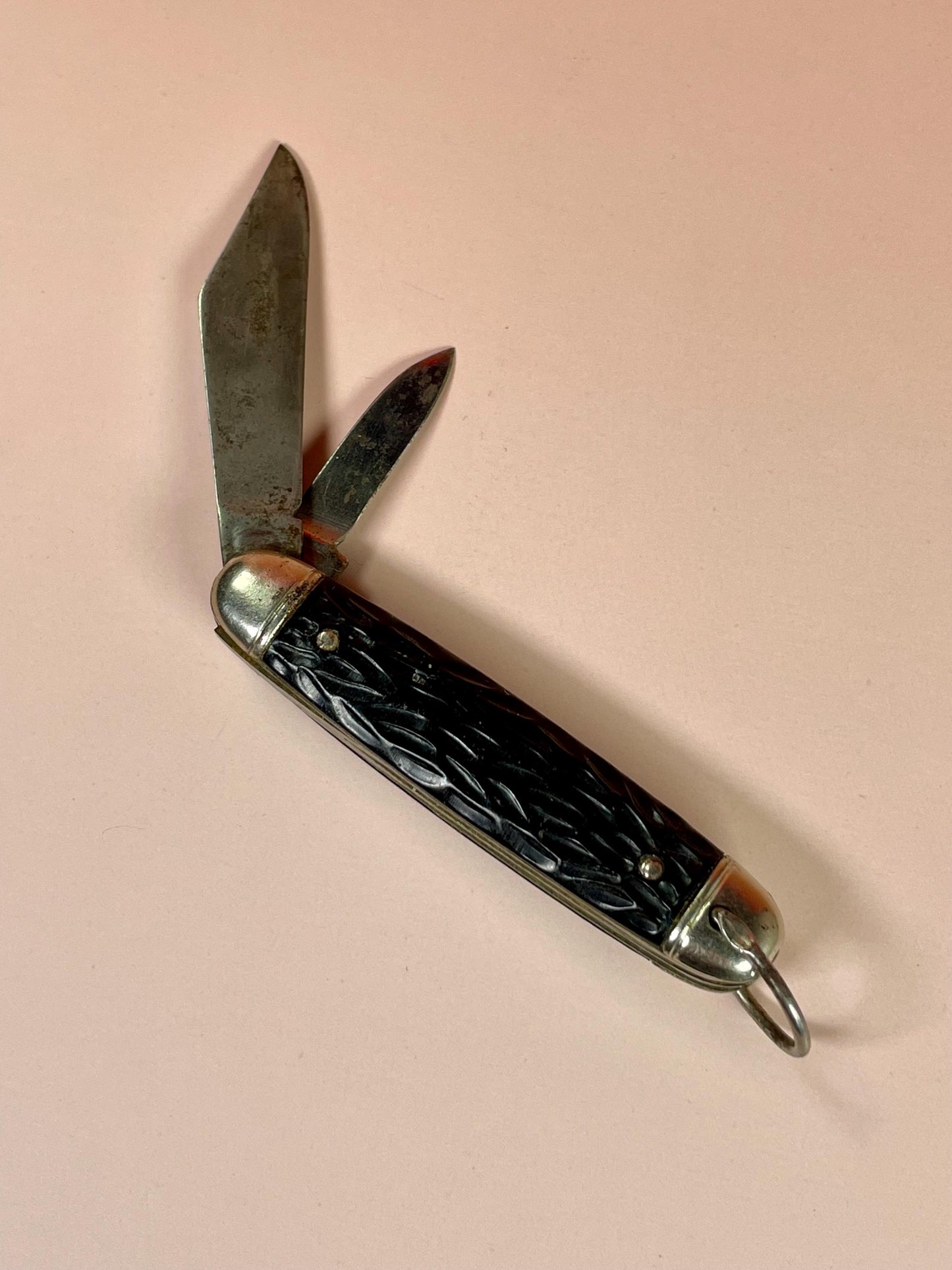 Antique Black Handle Pocket Knife with Dual Blades