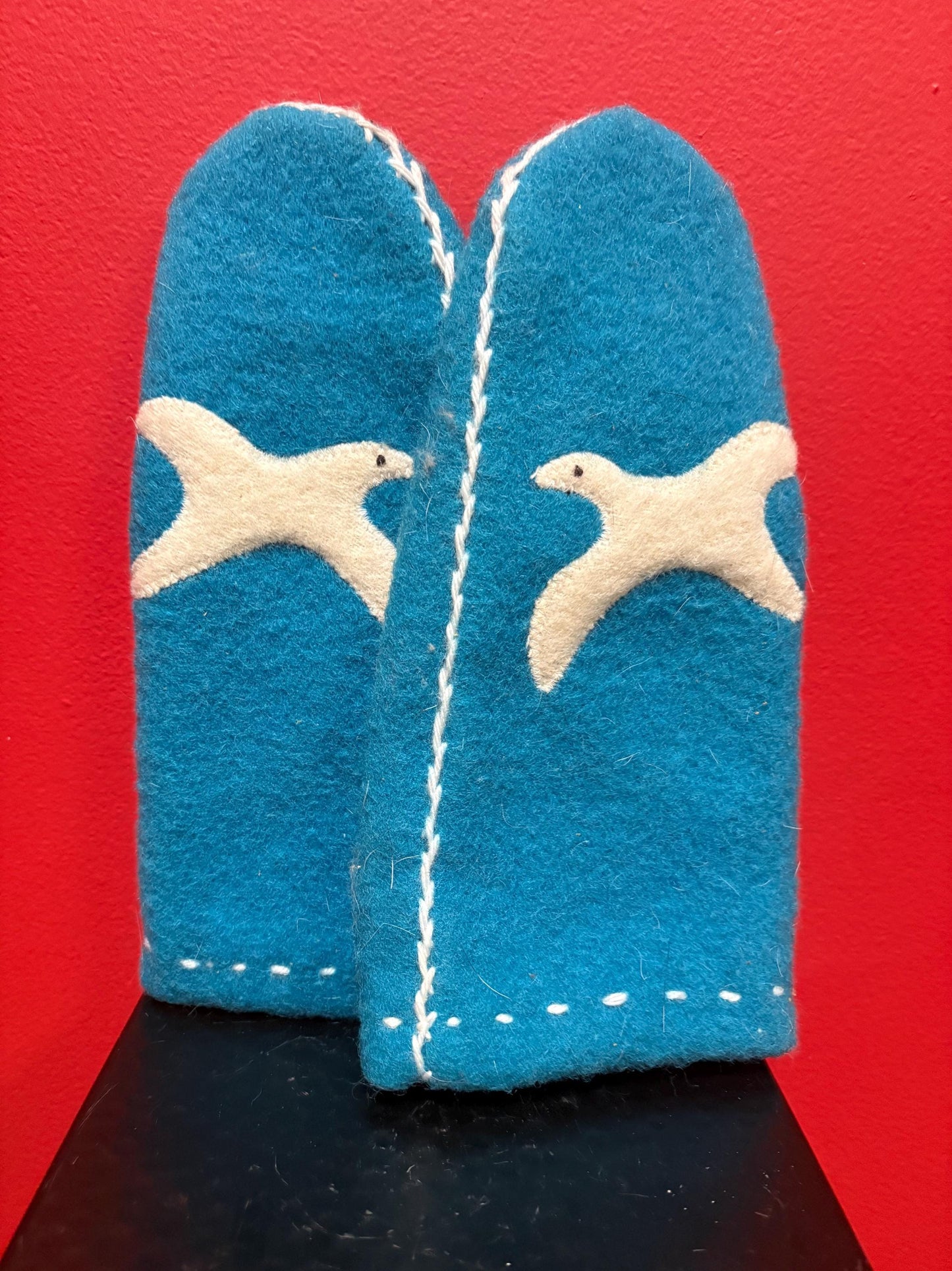 Beautiful Inuit felt antique felt mittens  11 x 5 wide  beautiful condition  very rare  could be worn or collected