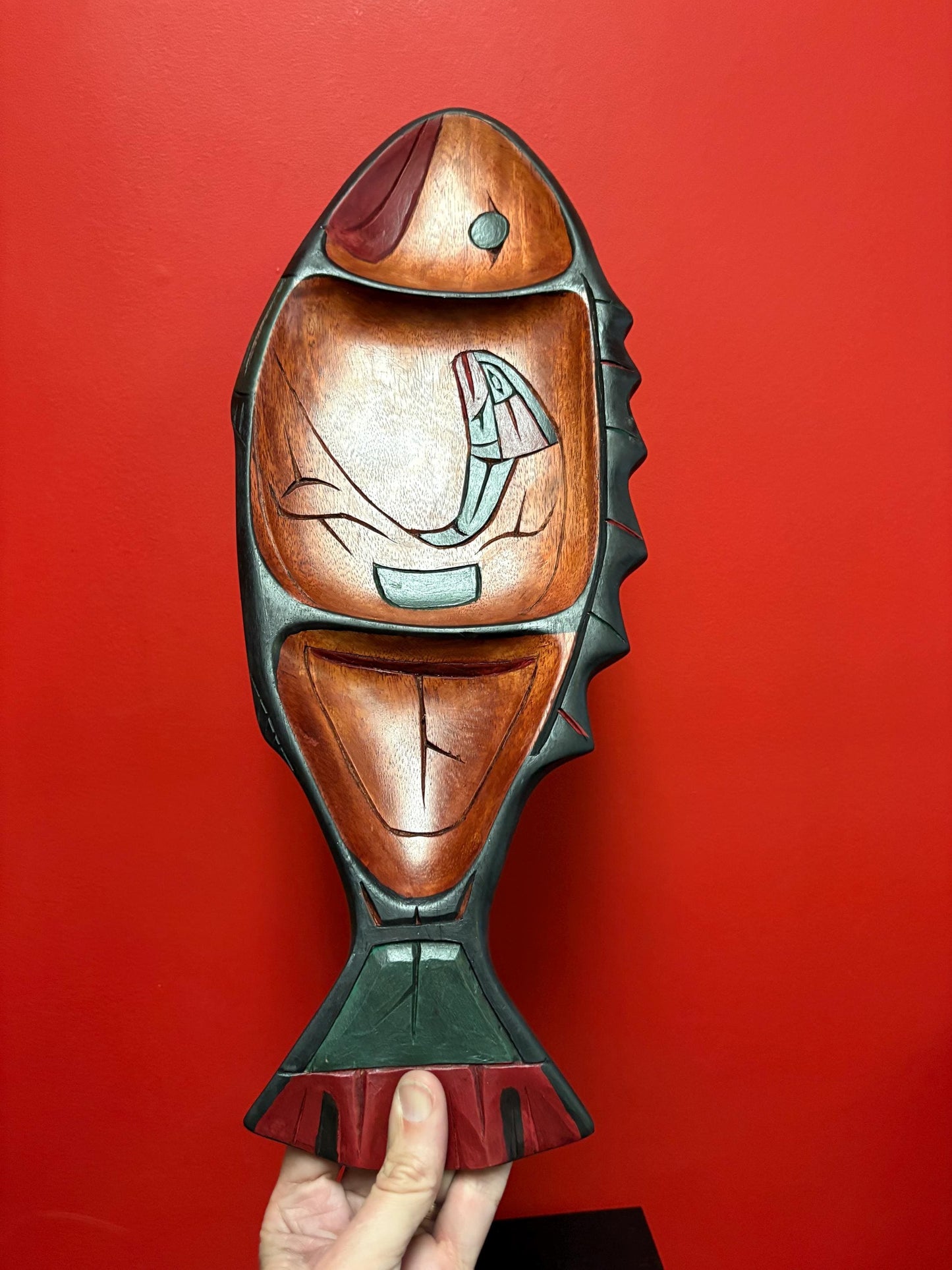 Beautiful Canadian indigenous first nations pacific West Coast Frank and Dora Frenchie salmon shaped feast bowl - 19 x 7 wide A