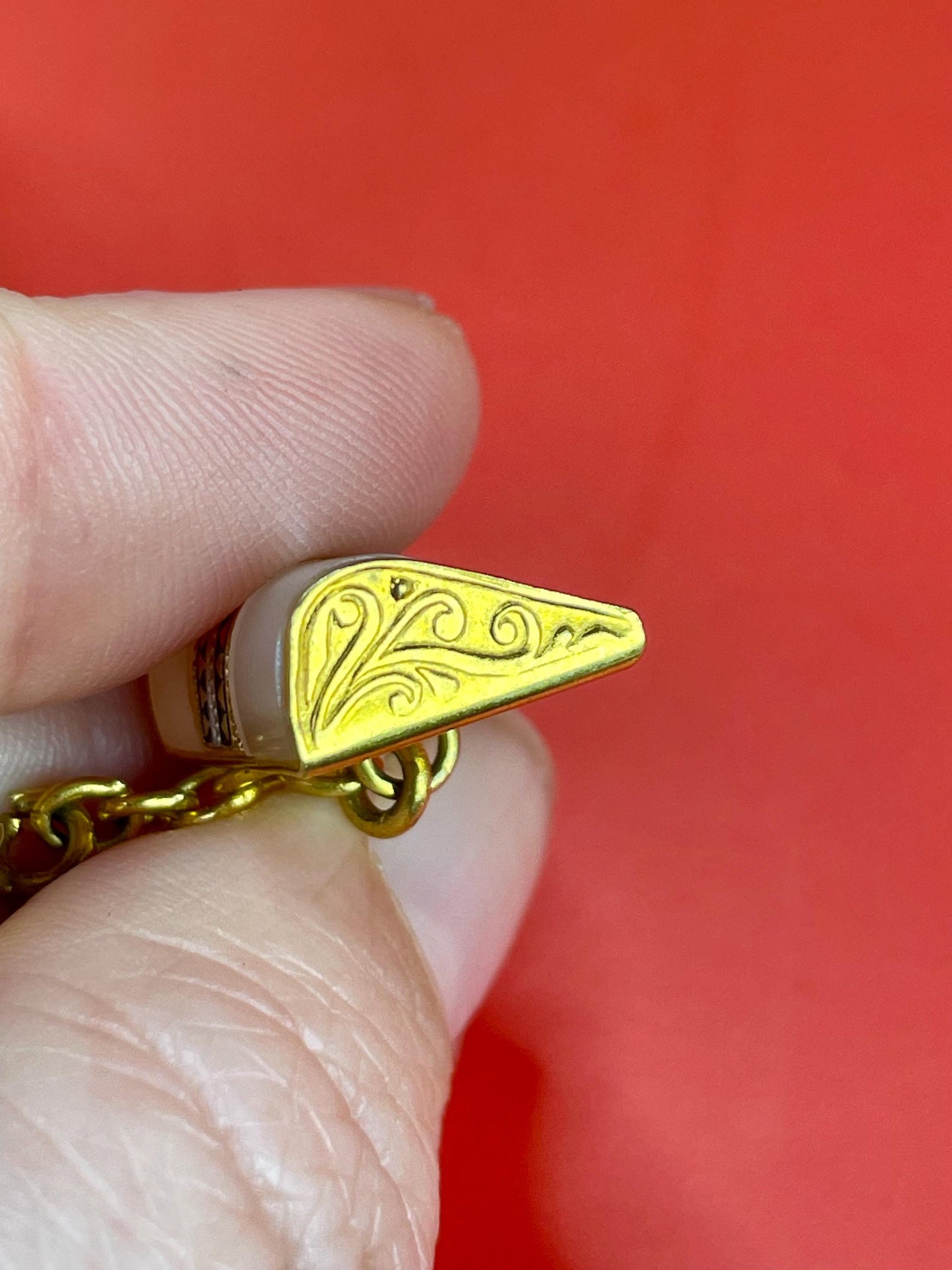 Beautiful Goldtone and pearlescent cufflinks  perfect gift -