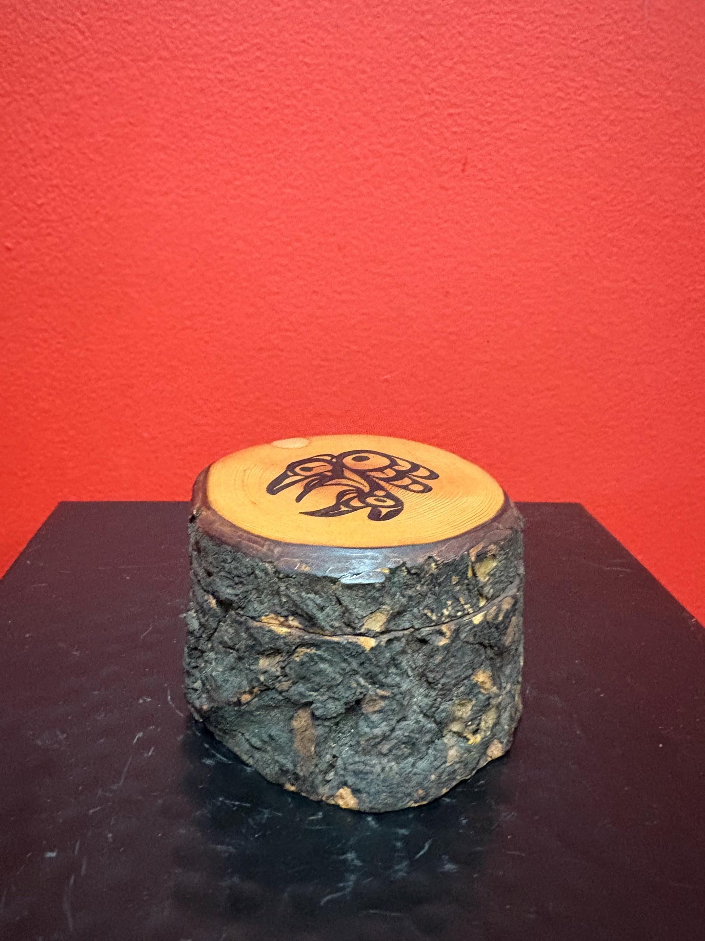 Indigenous Vancouver Island Live Edgewood Native box by Bill Helin  great condition and perfect gift