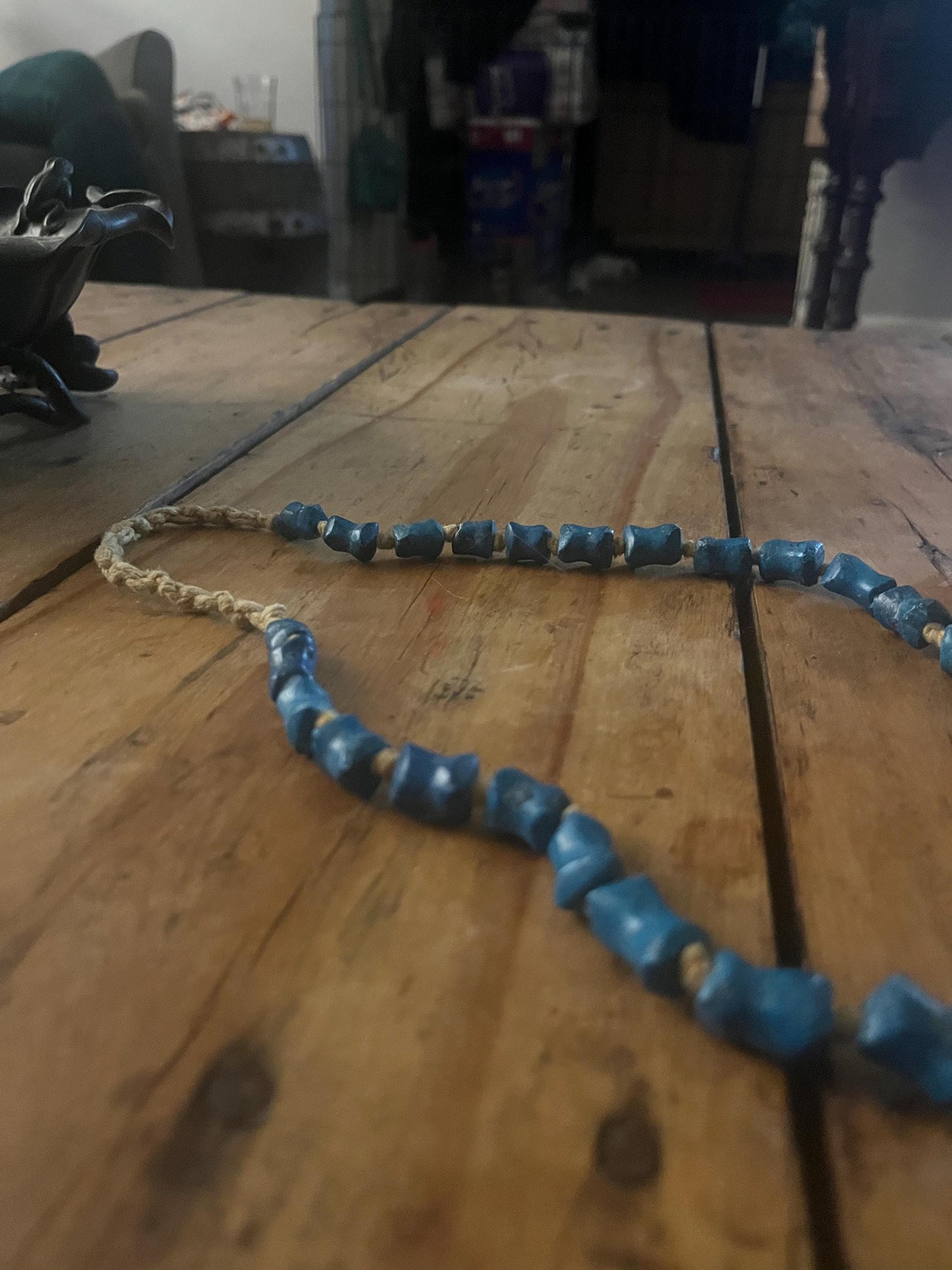 26 inch turquoise stone necklace  very cool look  great value