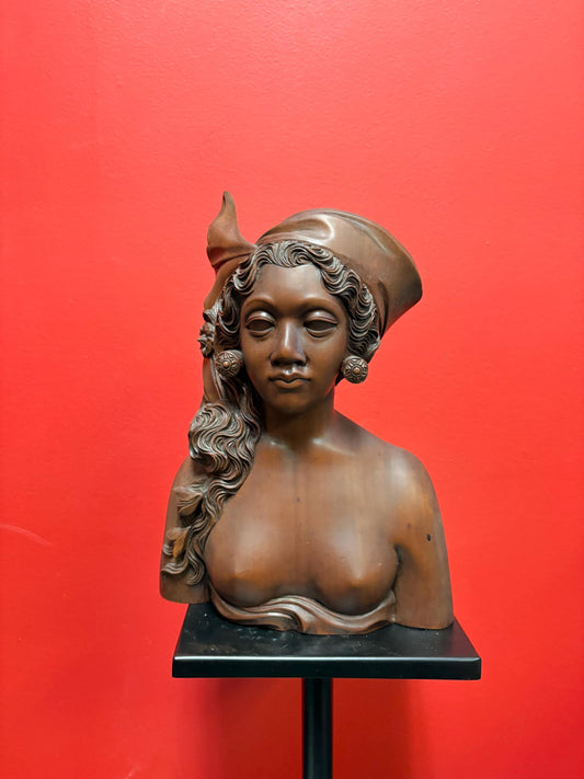 Beautiful heavy 12 inch tall signed wooden statue of a female Beaty    Indonesian old  perfect condition and detailed  signed - those eyes