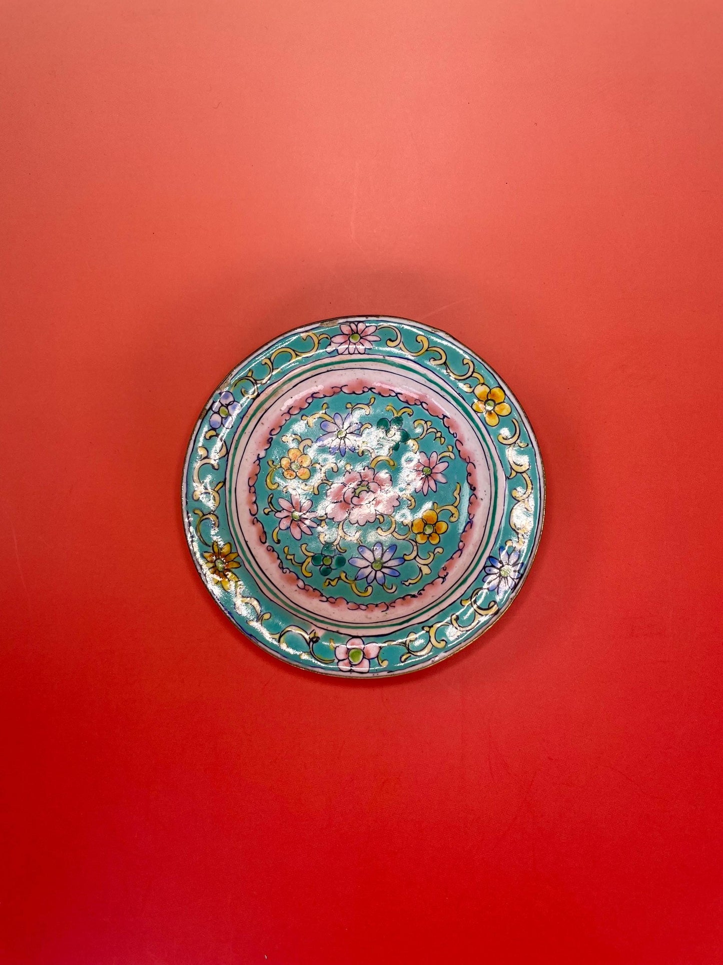 Chinese enamel Dish 1950s   3.5 inches