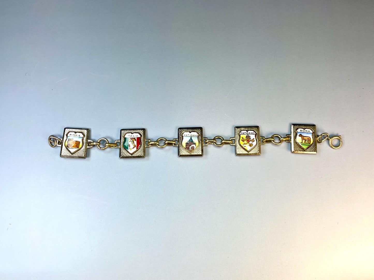 Classic Metal Link Bracelet with Italian Imagery  Timeless and Versatile
