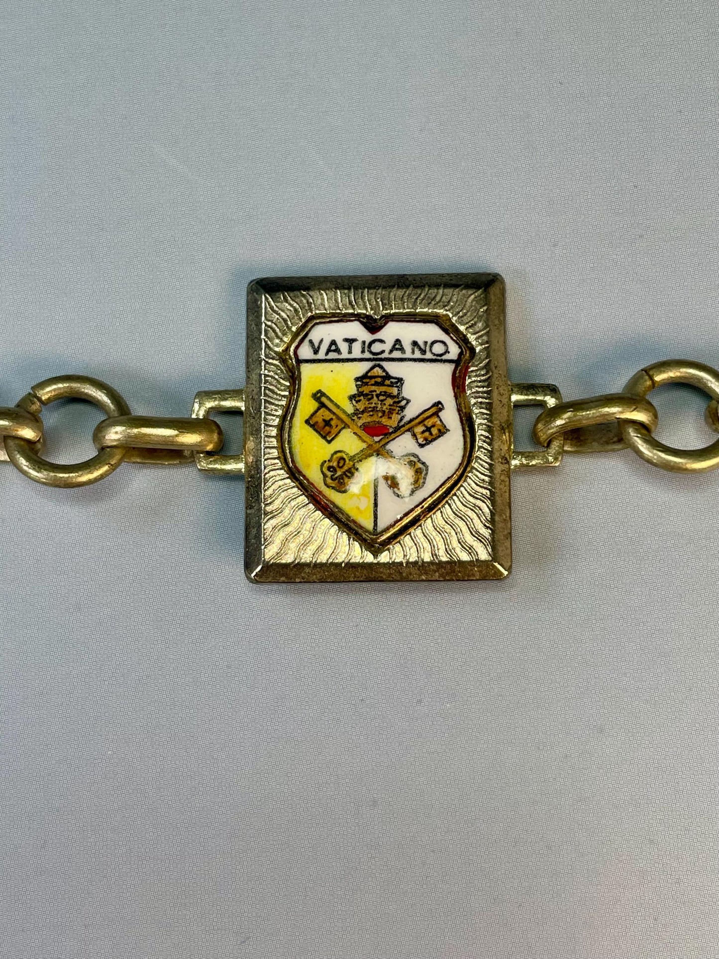 Classic Metal Link Bracelet with Italian Imagery  Timeless and Versatile