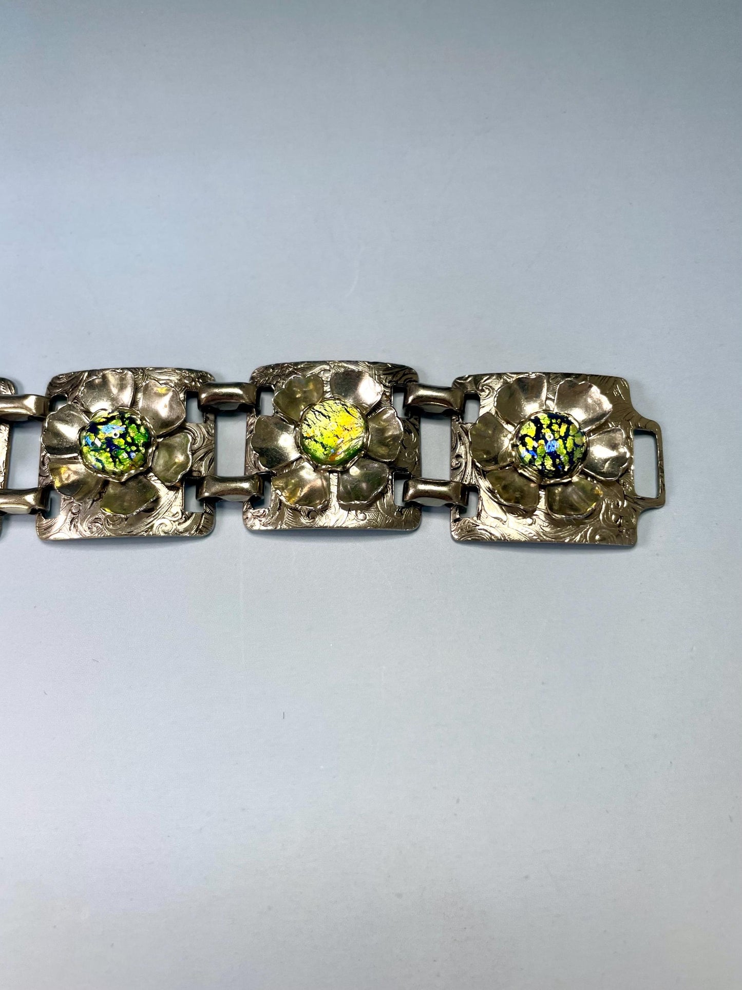 Lovely Metal Bracelet with Flower Design  Timeless and Versatile