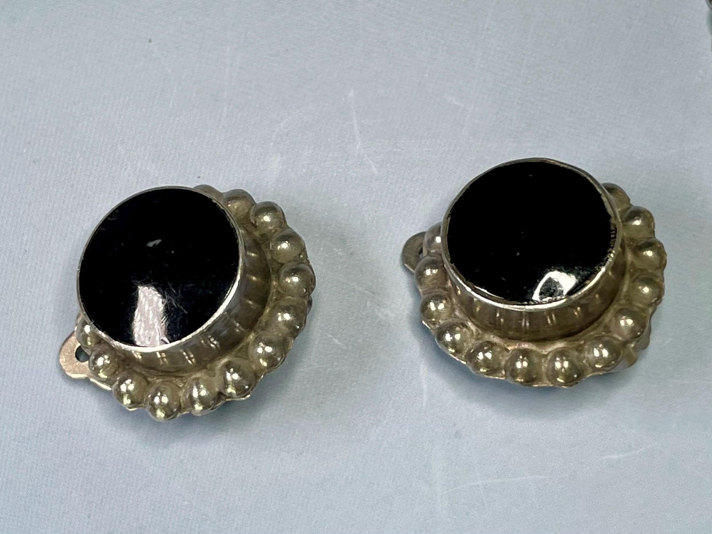 Lot of Jewelry  Nice Variety