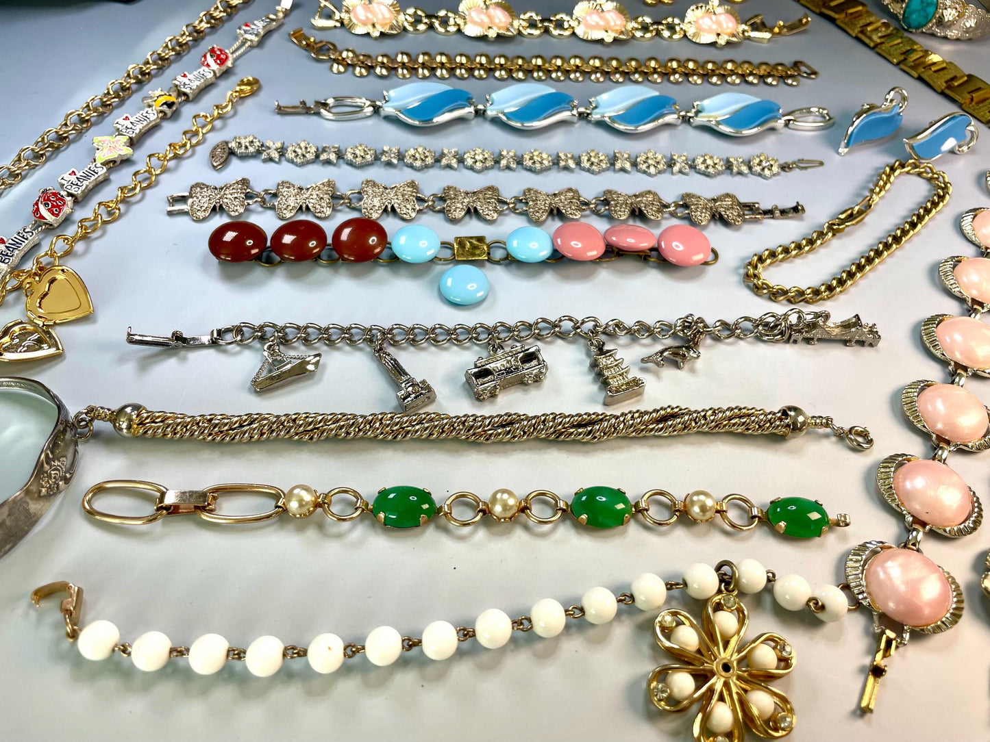 Huge Lot of Bracelets  So Many Great Pieces