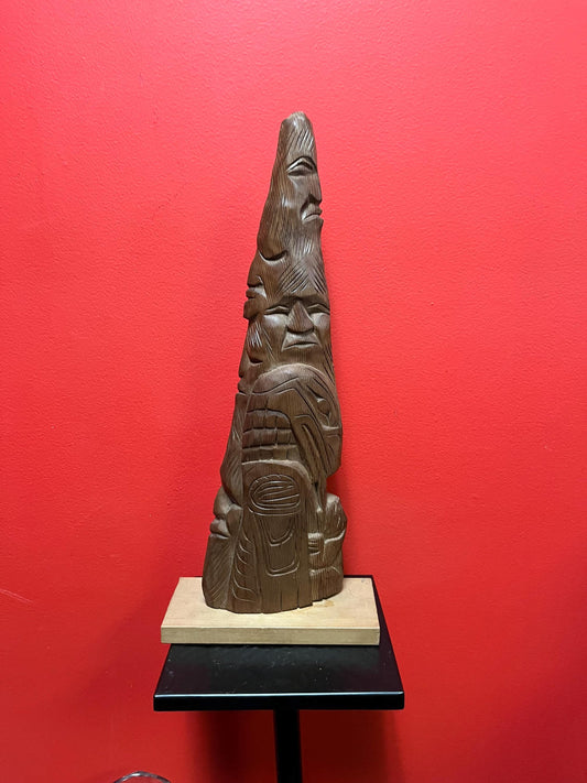 Beautiful 17 x 8 signed indigenous first nation Pacific Northwest coast cedar plaque on stand great imagery