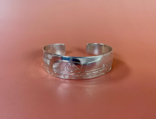 Stunning  2 1/2 inch wide indigenous first nations northwest coast Sterling Tony Hunt wolf bracelet  amazing detail