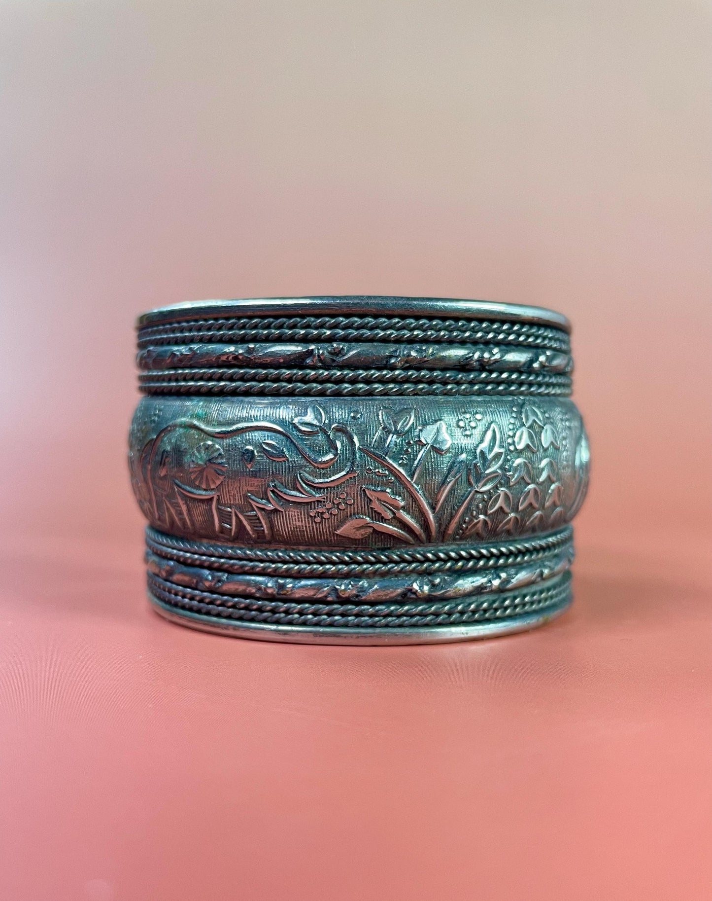 2.5 inch Detailed untested silver Large cuff bracelet