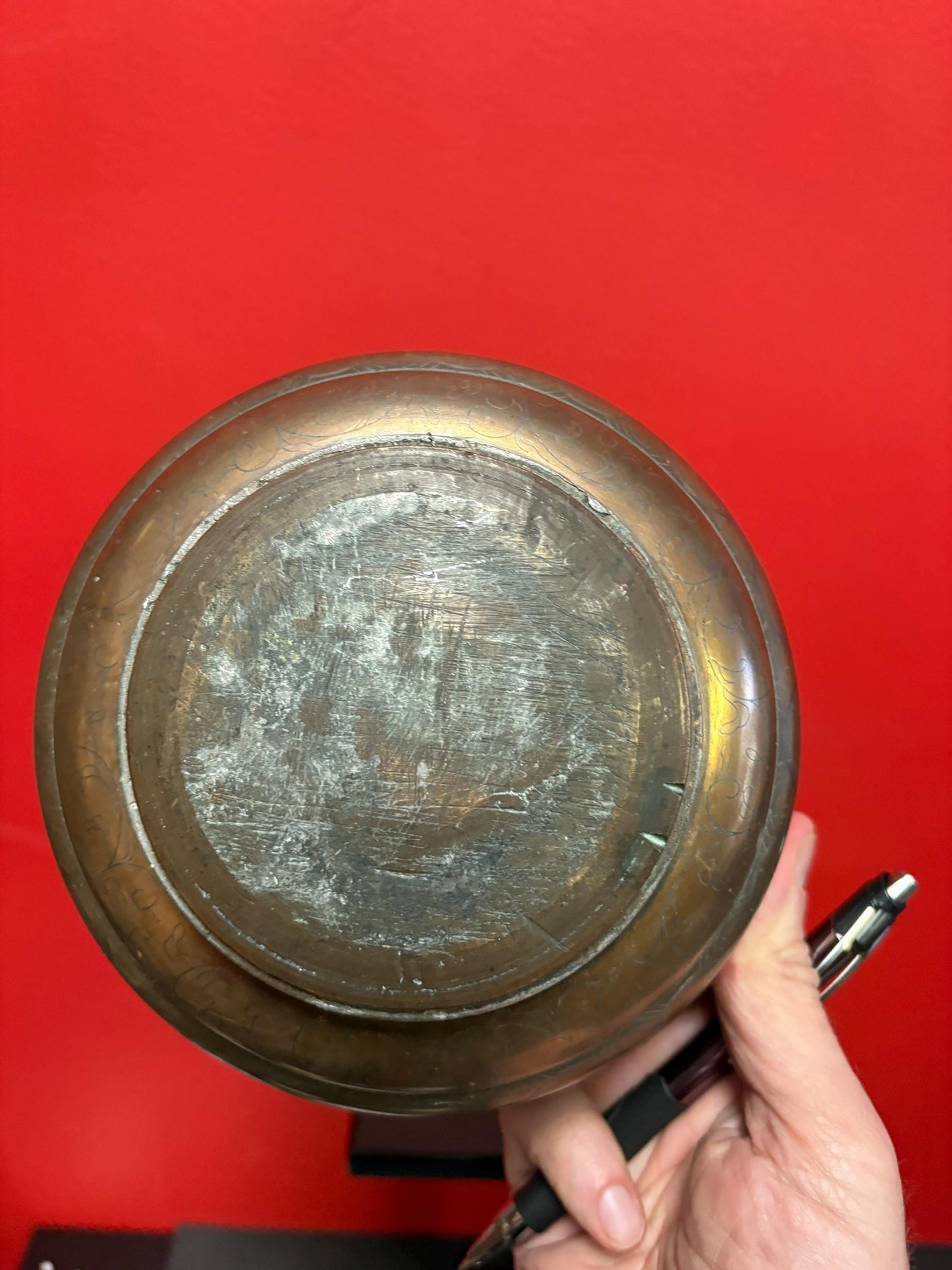 Heavy Chinese bronze bowl  7 x 4 high  lovely design and quality  great value