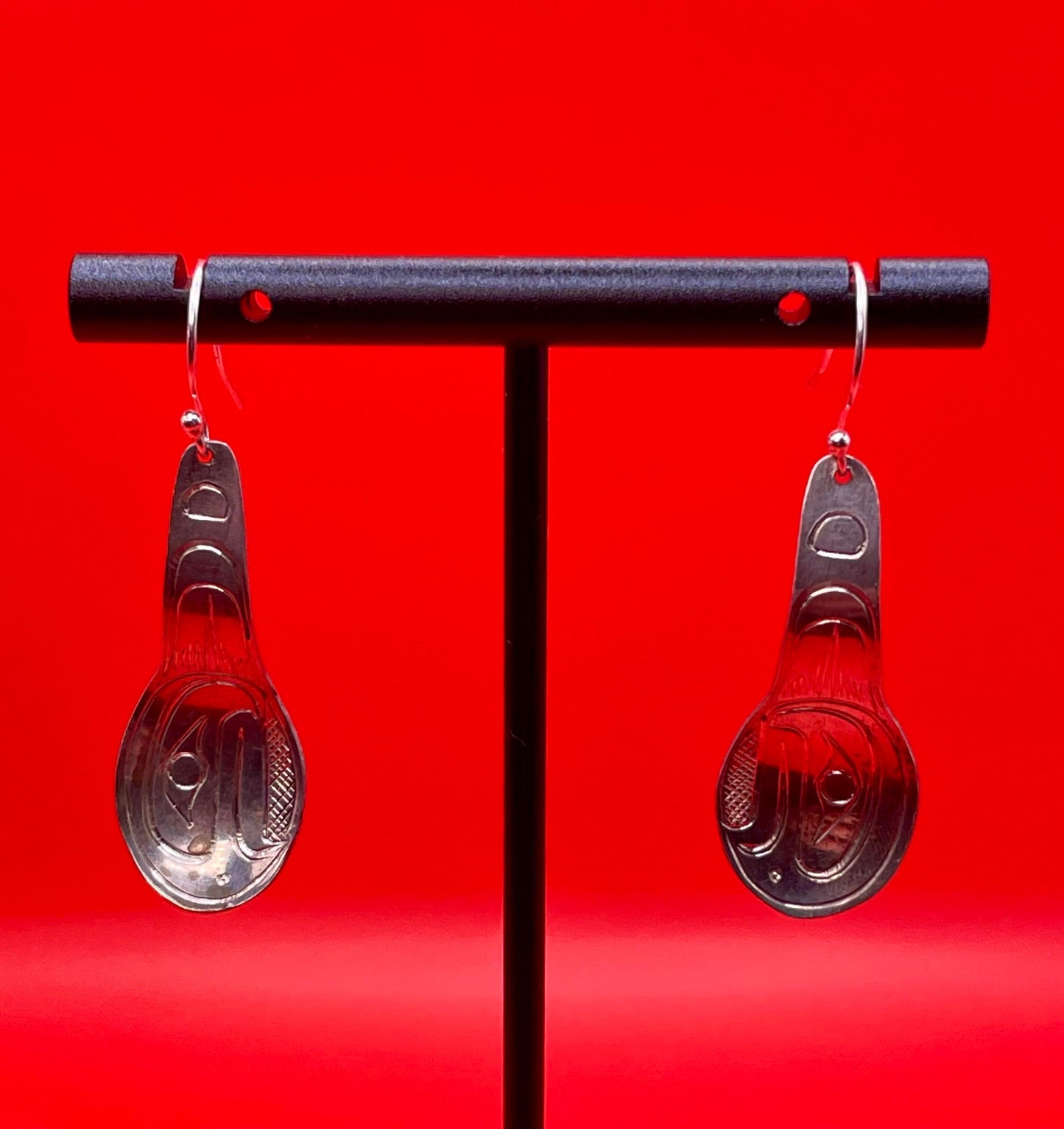 Beautiful indigenous first nations Tony Hunt sterling silver otter earrings