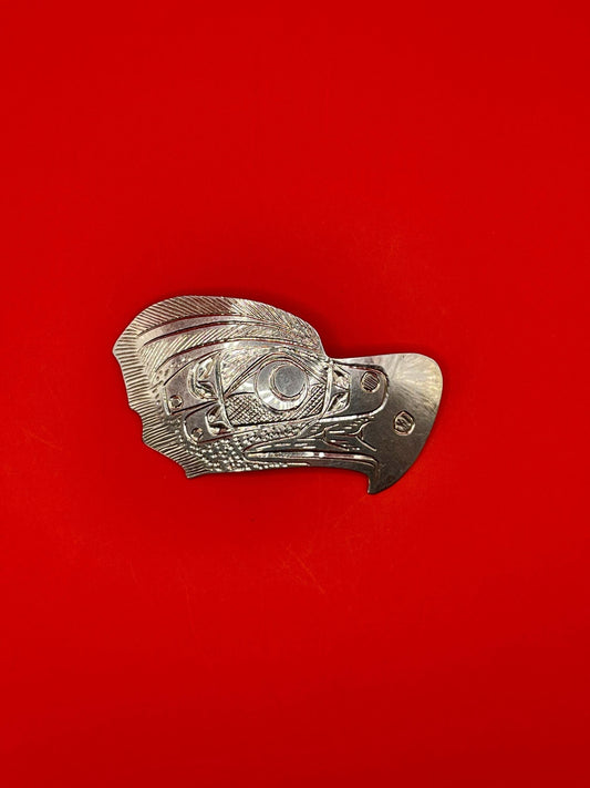 Stunning Indigenous First Nations pacific northwest coast raven pendant brooch signed by artist  great detail