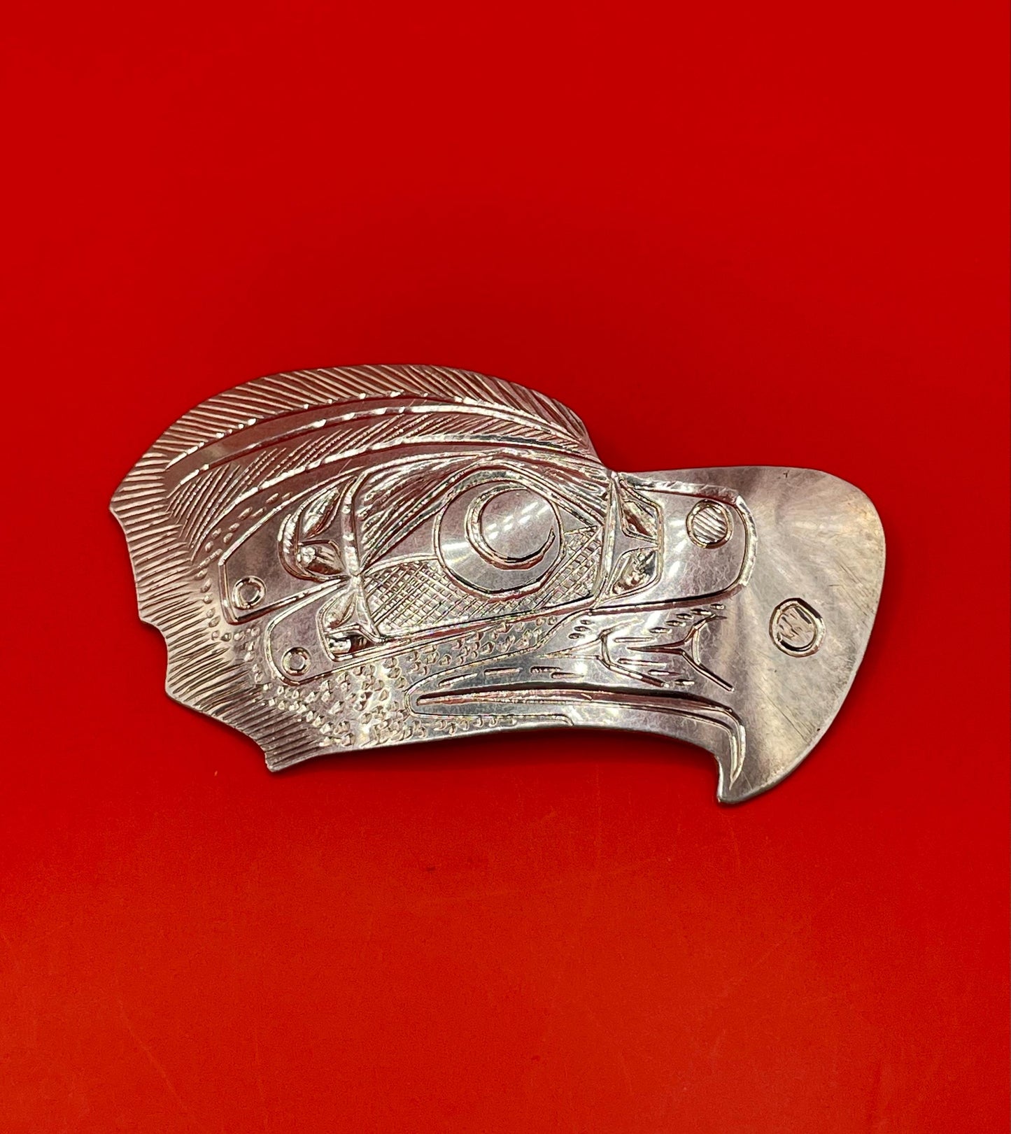 Stunning Indigenous First Nations pacific northwest coast raven pendant brooch signed by artist  great detail