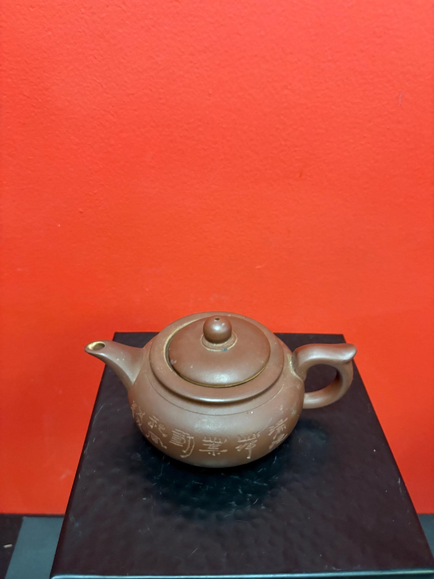 Purple clay yixing ware Chinese teapot  6 inches long  signed  great condition