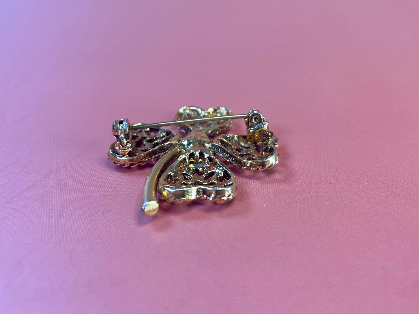 1.5 inch Gold tone Four Leaf Clover Brooch