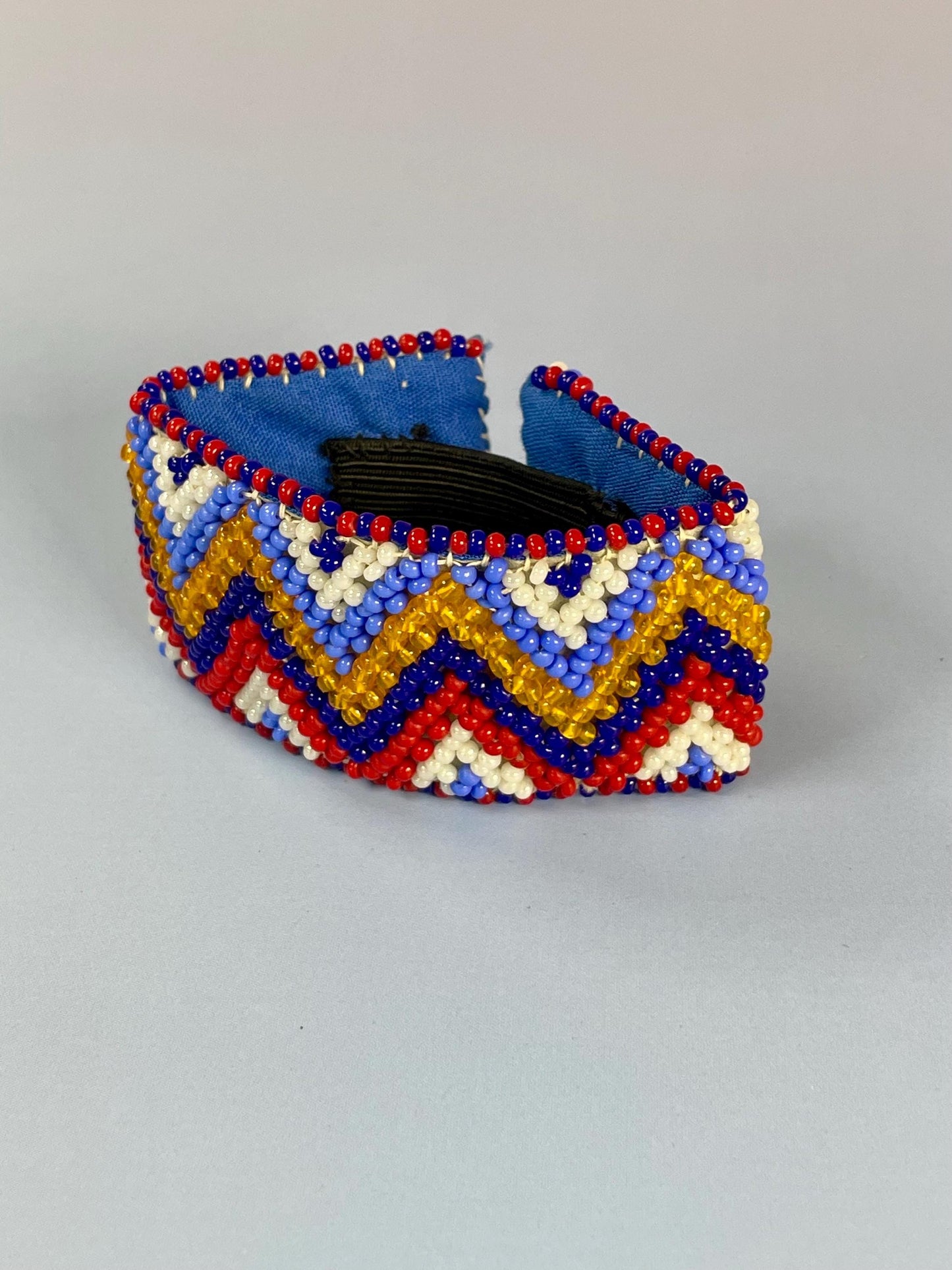 Cute stretchy Native First Nations Childs beaded bracelet  great gift
