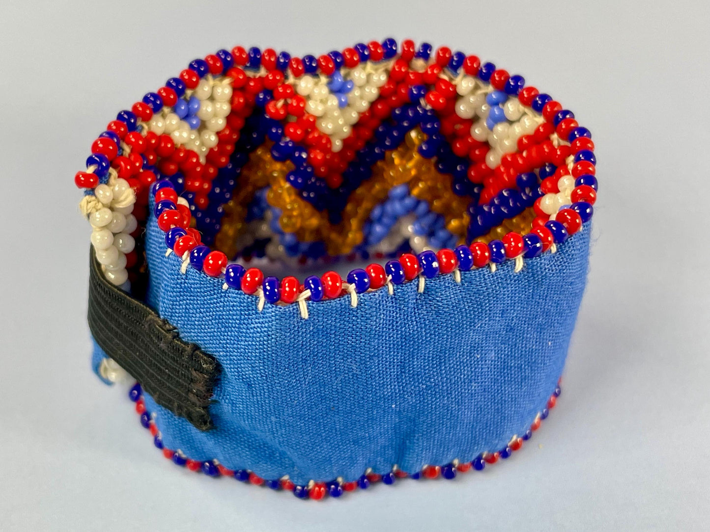 Cute stretchy Native First Nations Childs beaded bracelet  great gift