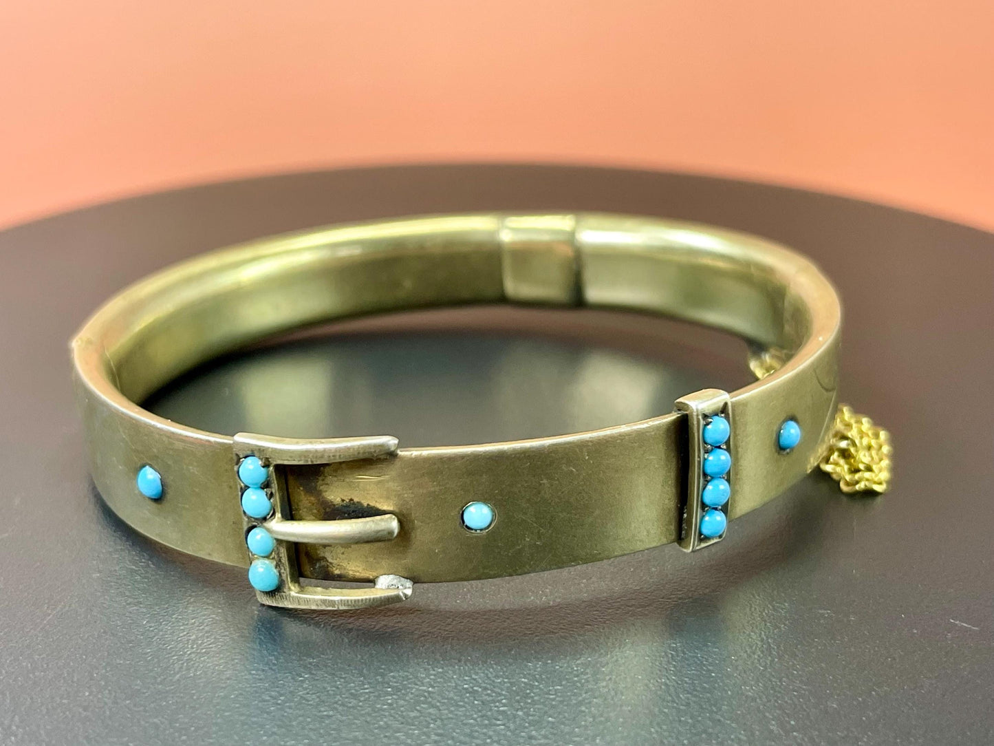 2.25 inch Untested Gold and Turquoise Buckle Bracelet  nice detail  good gift