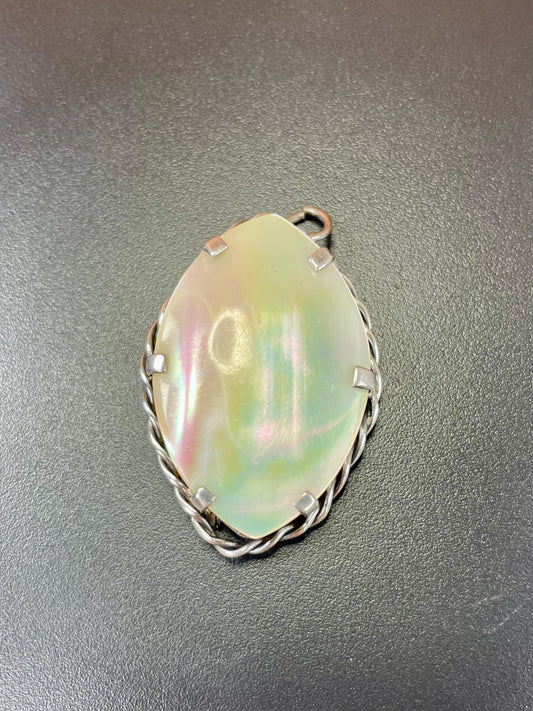 Absolutely fabulous 1.75 inch Abalone and Silver brooch - Great Condition and Great gift