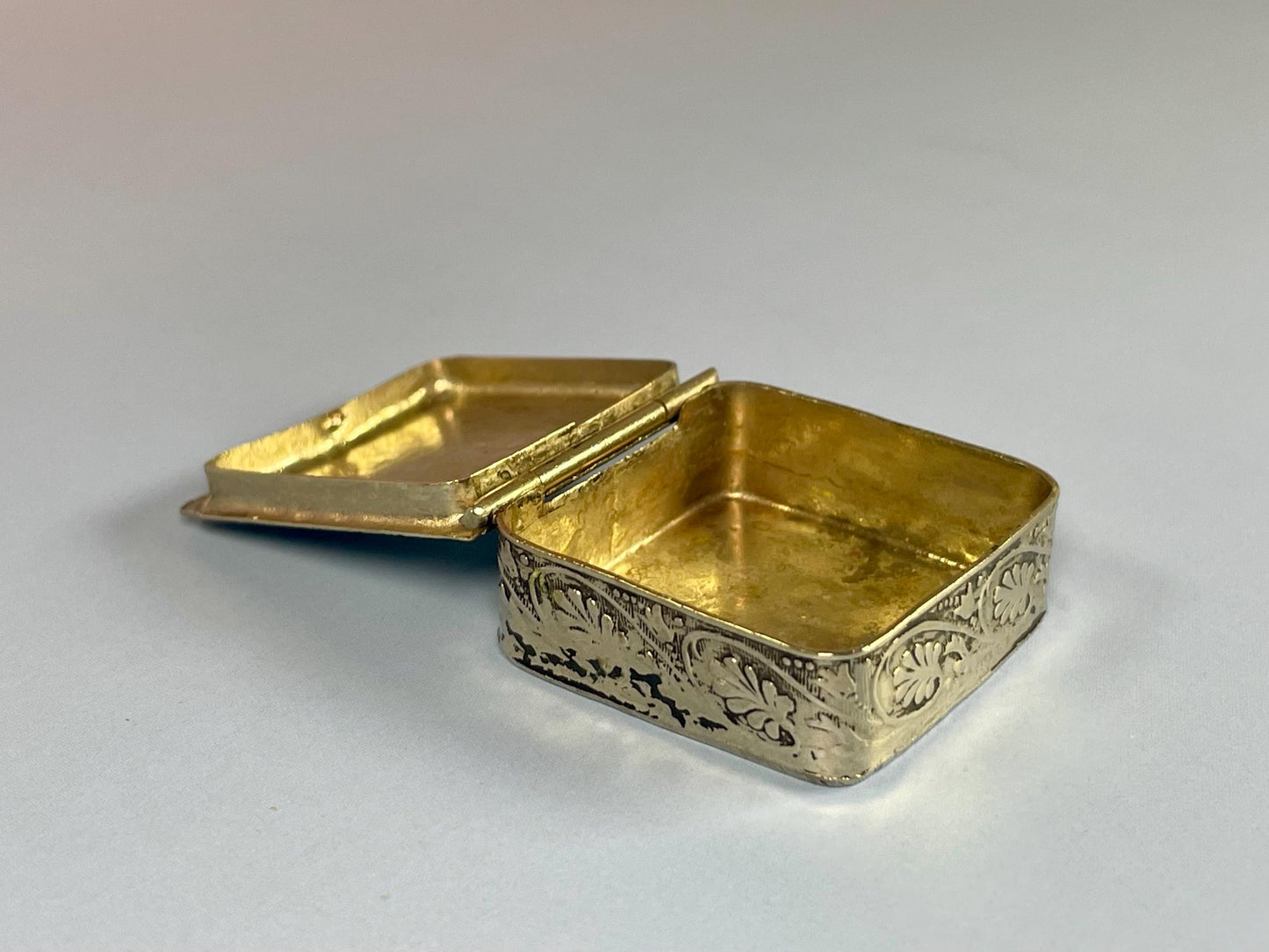 Antique Italian untested Silver box  1.25 inches  good value