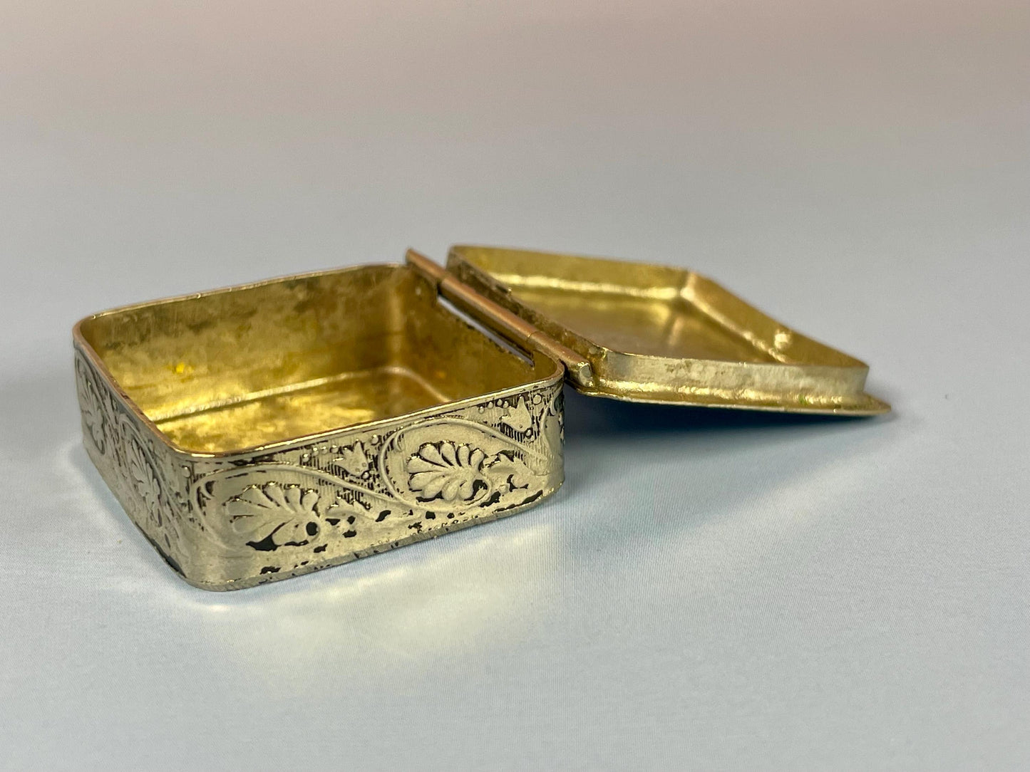 Antique Italian untested Silver box  1.25 inches  good value