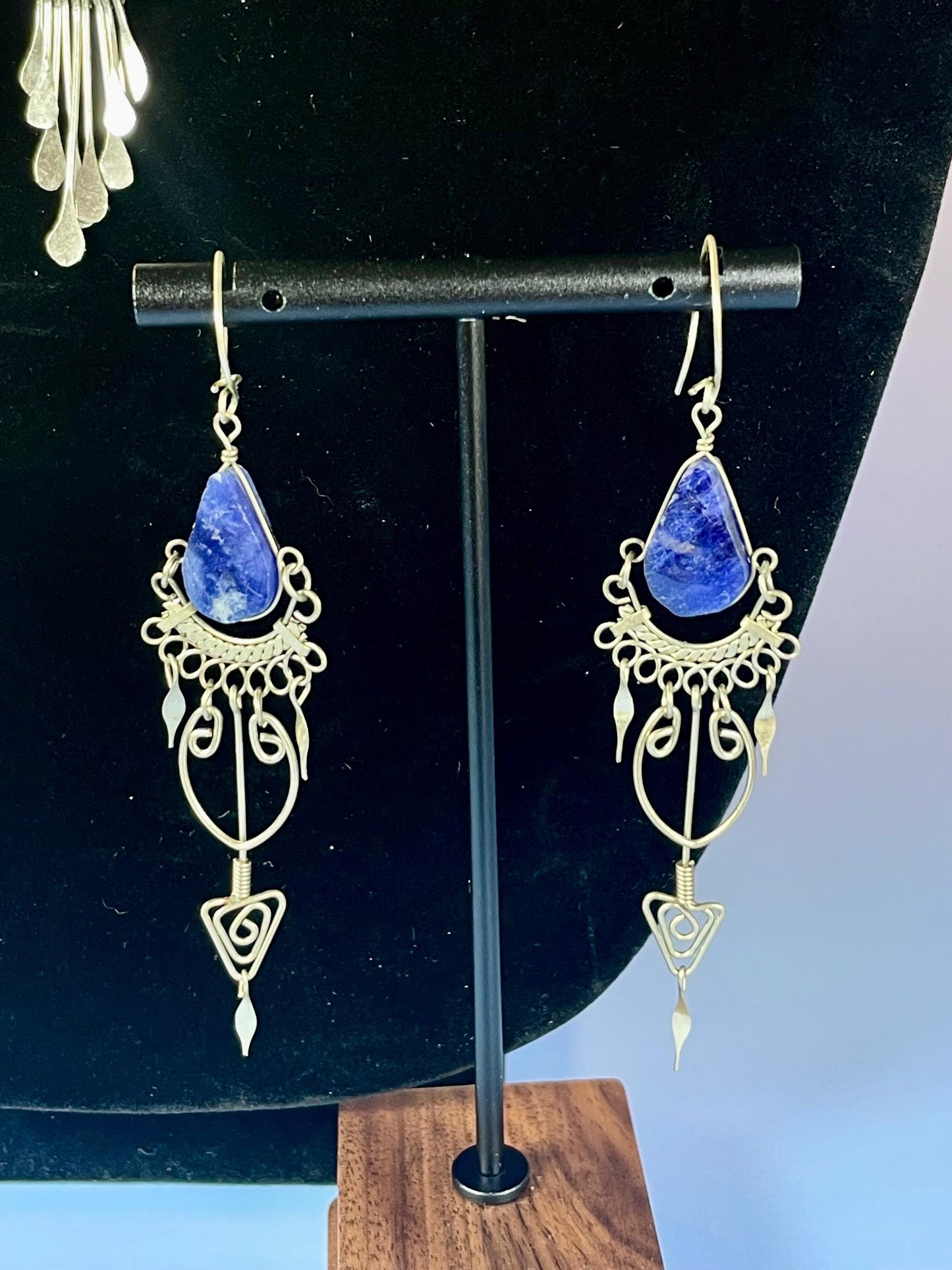 Gorgeous Blue Gemstone and Silver Necklace and Earring set