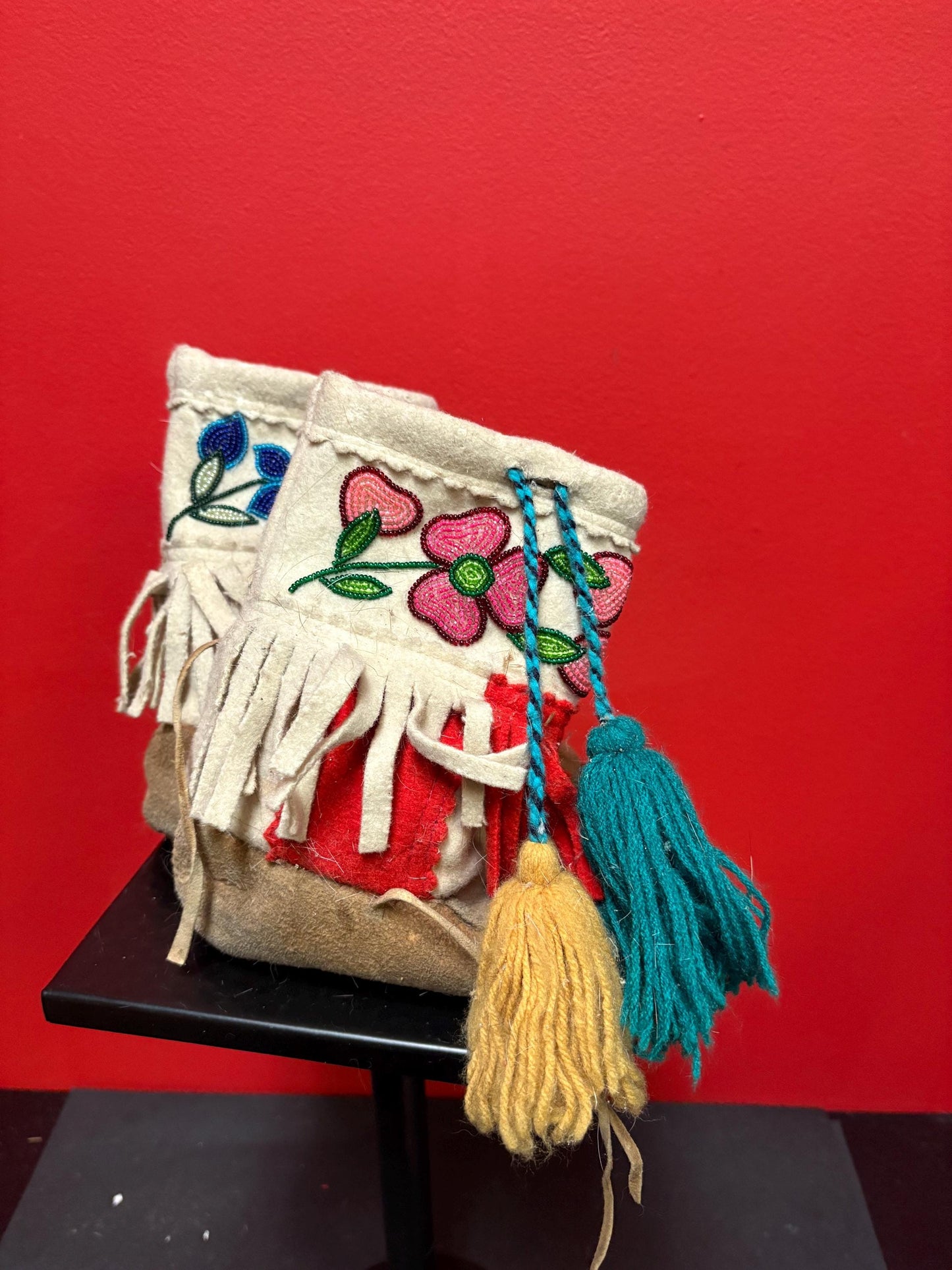 Beautiful first nation Pacific Northwest coast fabric and leather and beaded moccasin boots good antique condition 7 x 8 inches high-