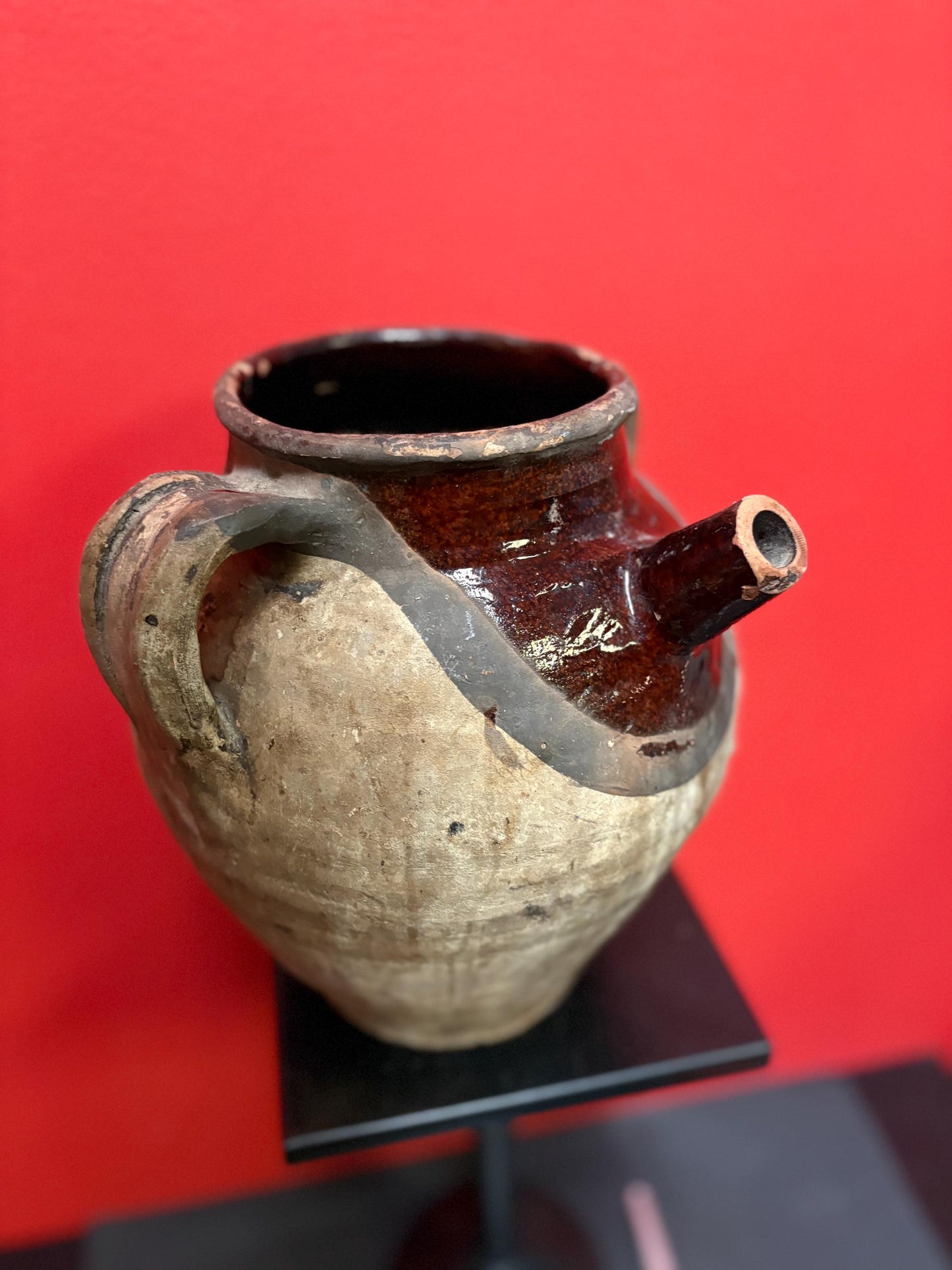 Approximately pre-10 century South American earthenware pot  some damage  see photos - museum quality  10 inches tall - simplistic beauty