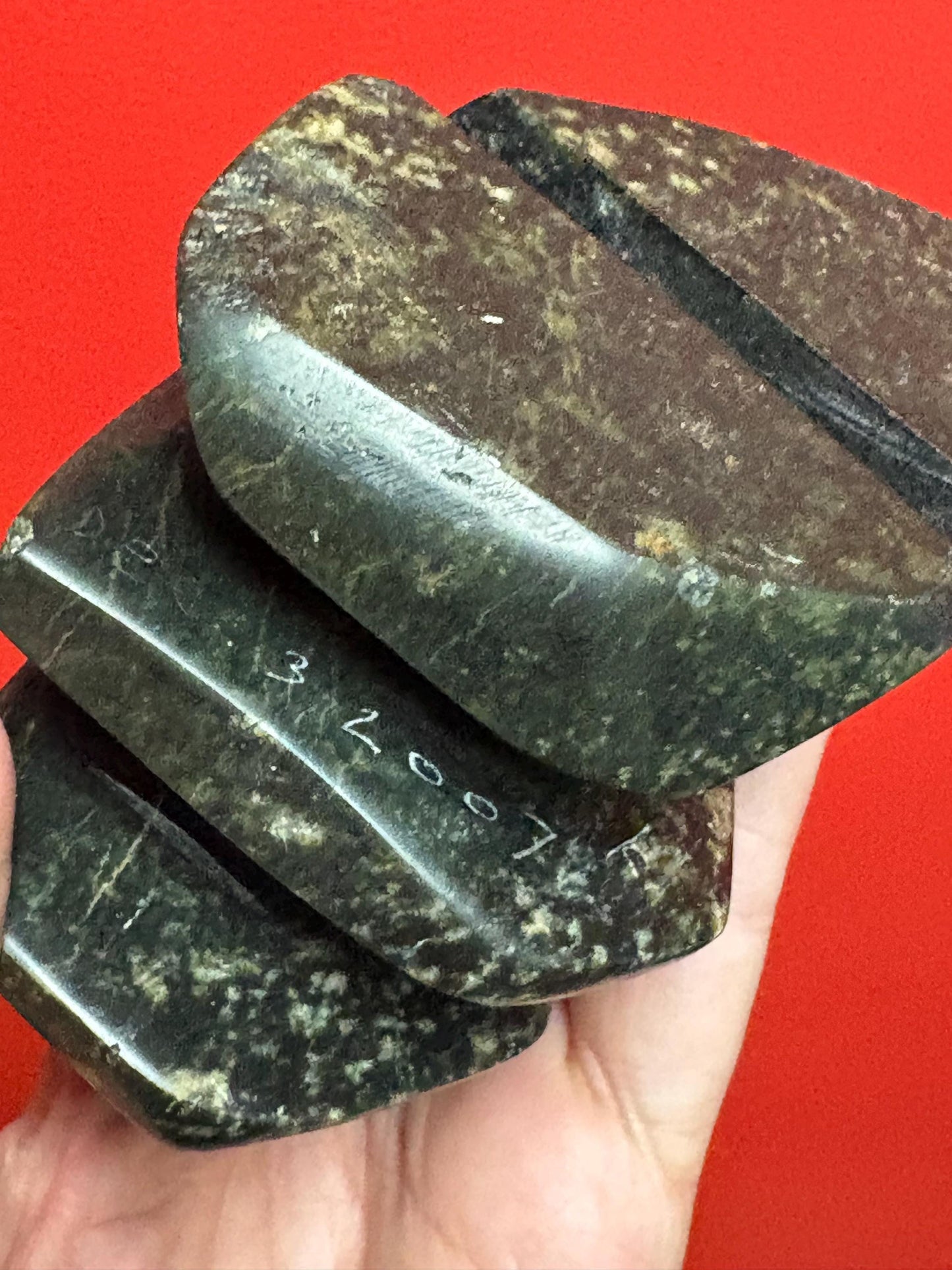 cool Canadian stone  signed Issac Ohatag Inukshuk  great condition and dated  Inuit authentic soapstone  5 inches high