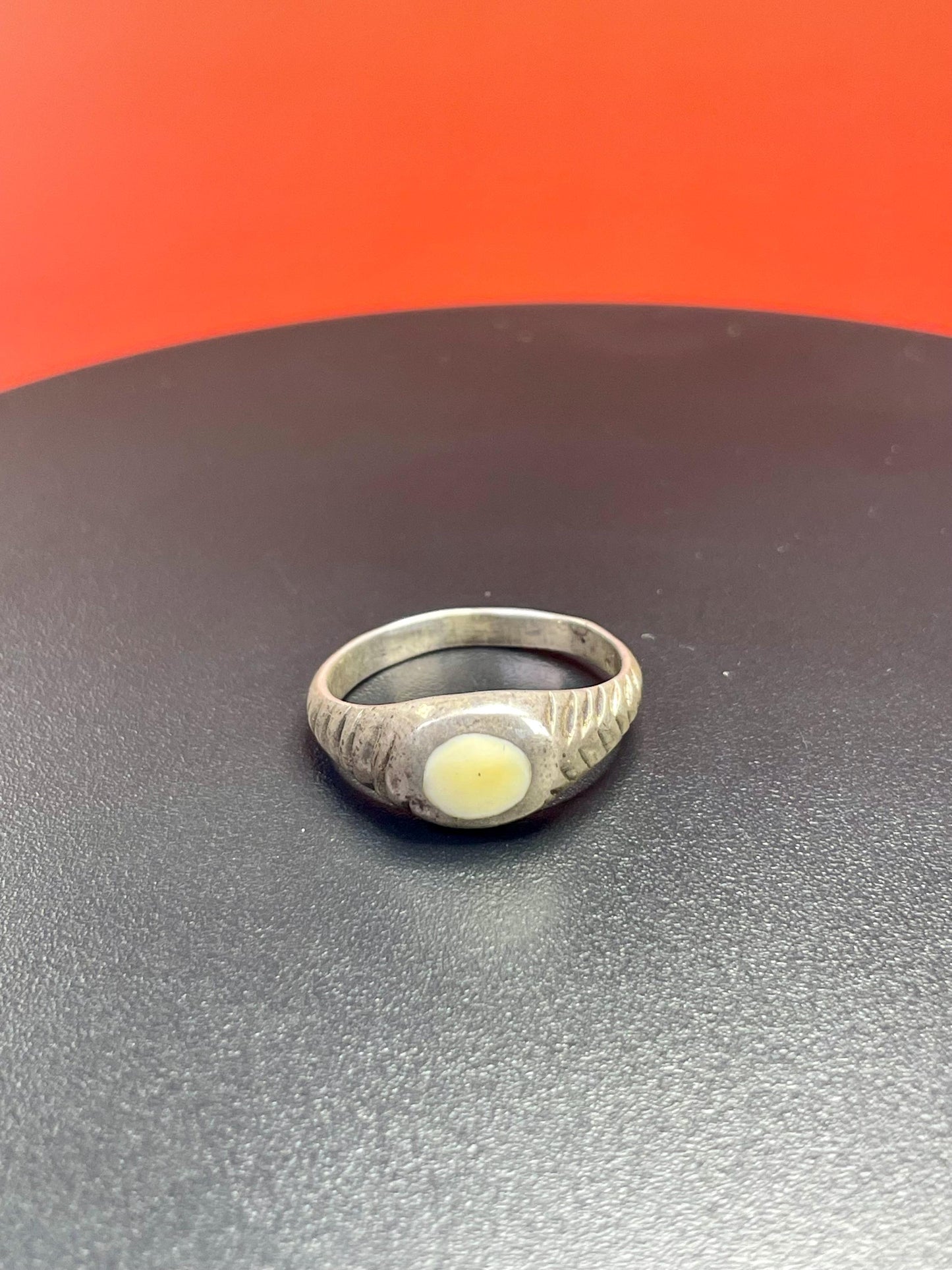 Beautiful silver and gemstone ring   size 9  unworked, amazing value